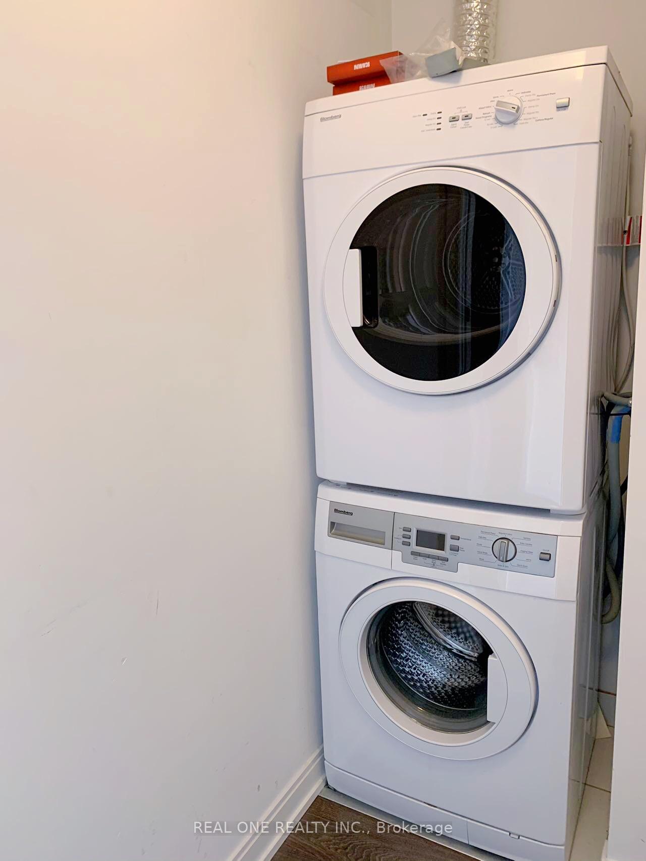 Photo 6 of Unit 1713, 50 Charles Street E, Toronto, Church-Yonge Corridor — HOMEH