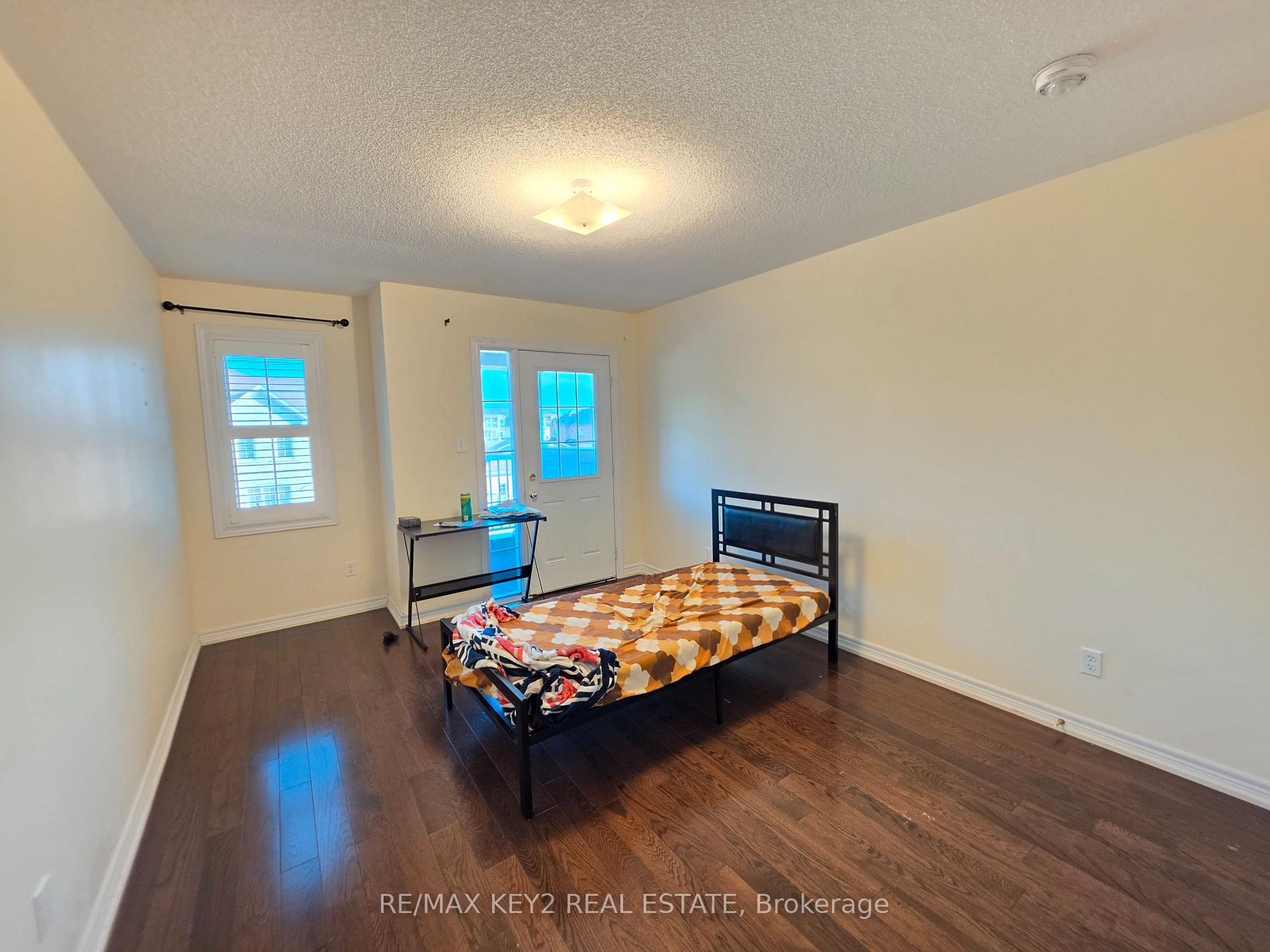 Photo 7 of Unit Upper, 1601 Dusty Drive, Pickering, Duffin Heights — HOMEH