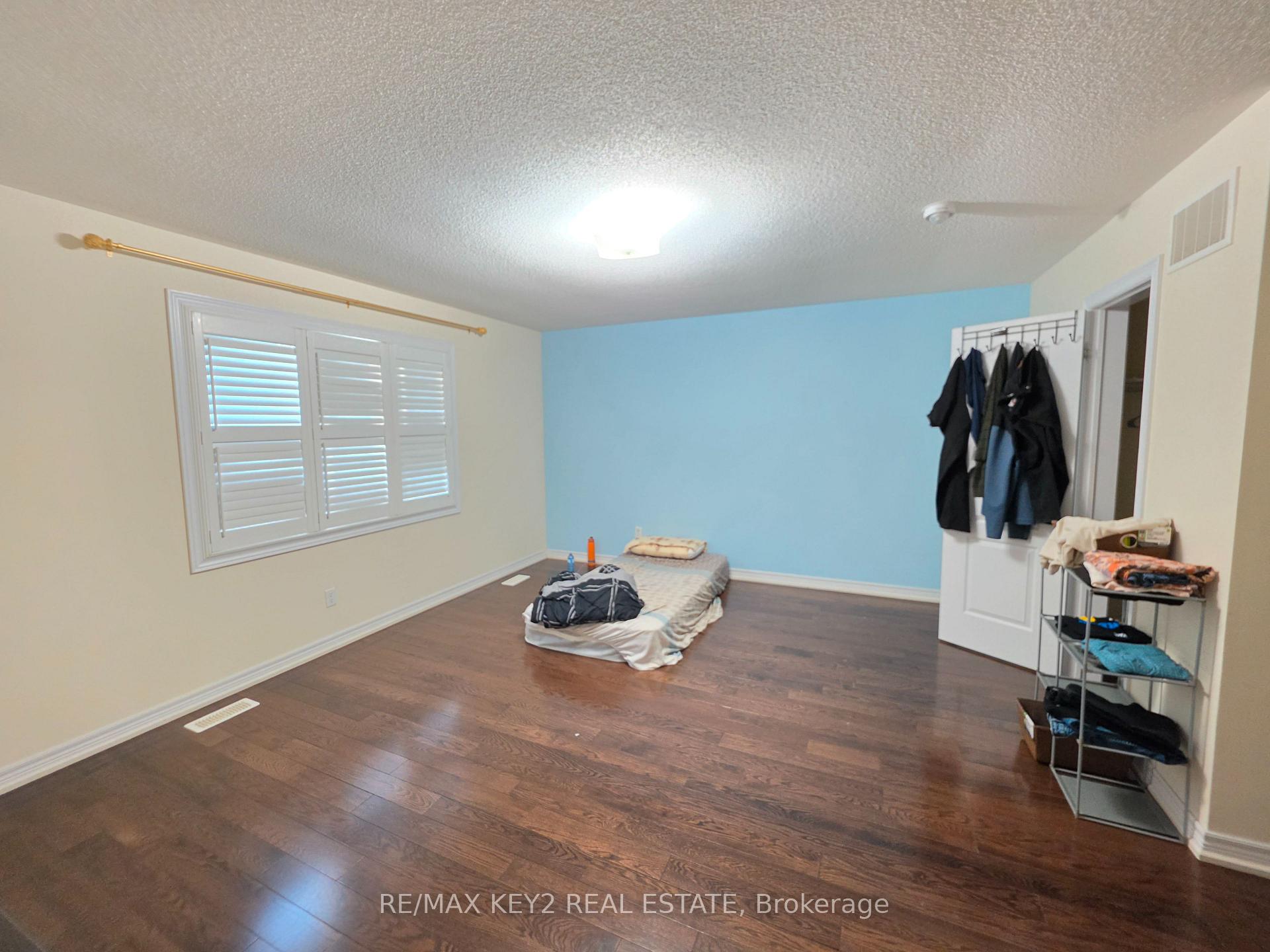 Photo 12 of Unit Upper, 1601 Dusty Drive, Pickering, Duffin Heights — HOMEH