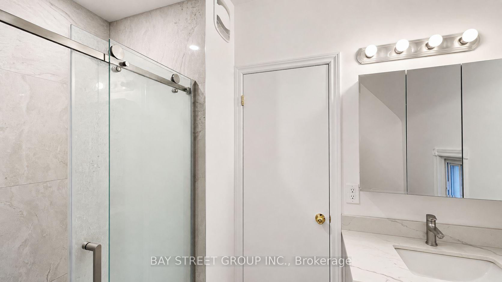 Photo 14 of Unit 204, 66 Maple Avenue, Barrie, City Centre — HOMEH