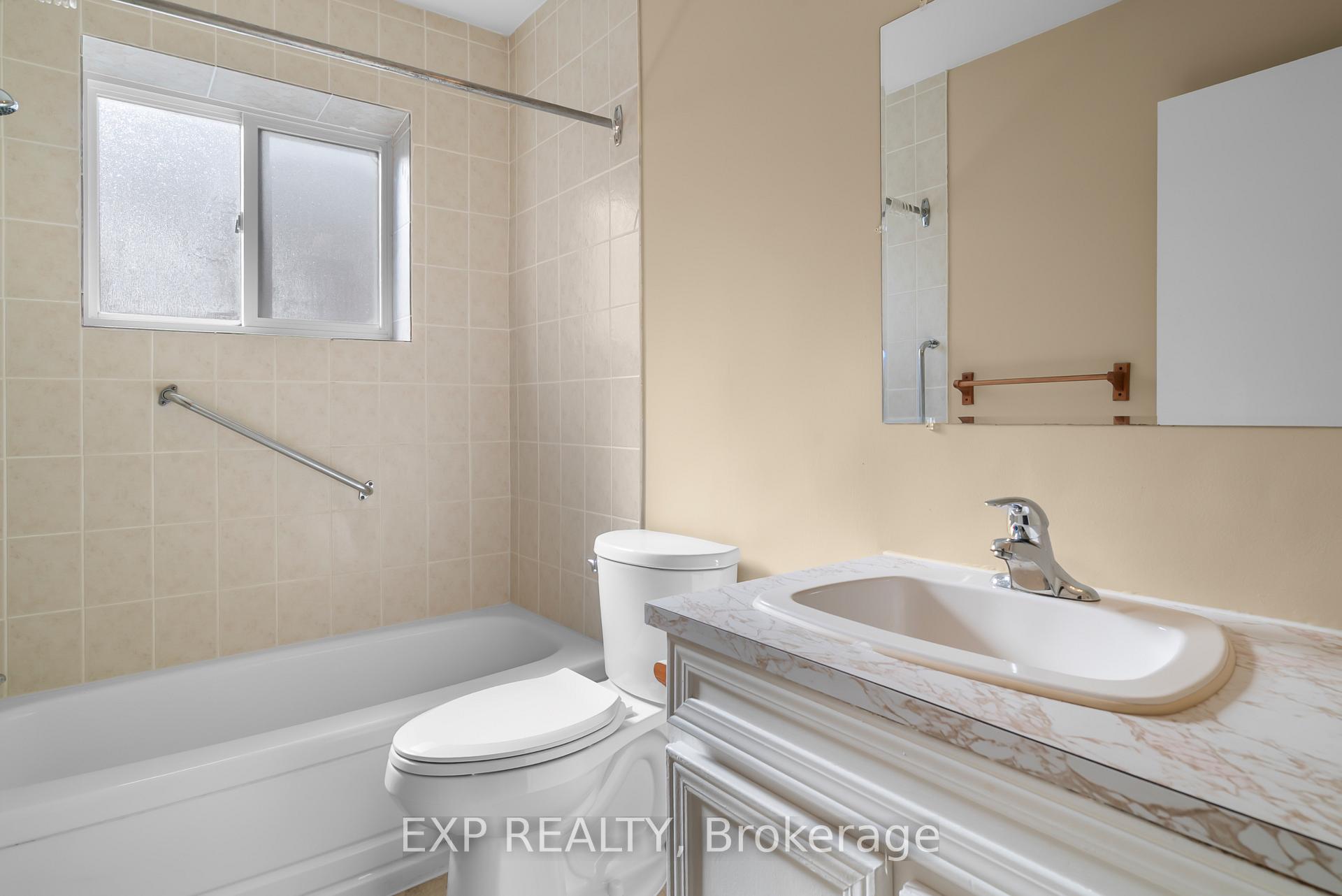 Photo 7 of Unit 5, 4663 Huron Street, Niagara Falls, Downtown — HOMEH