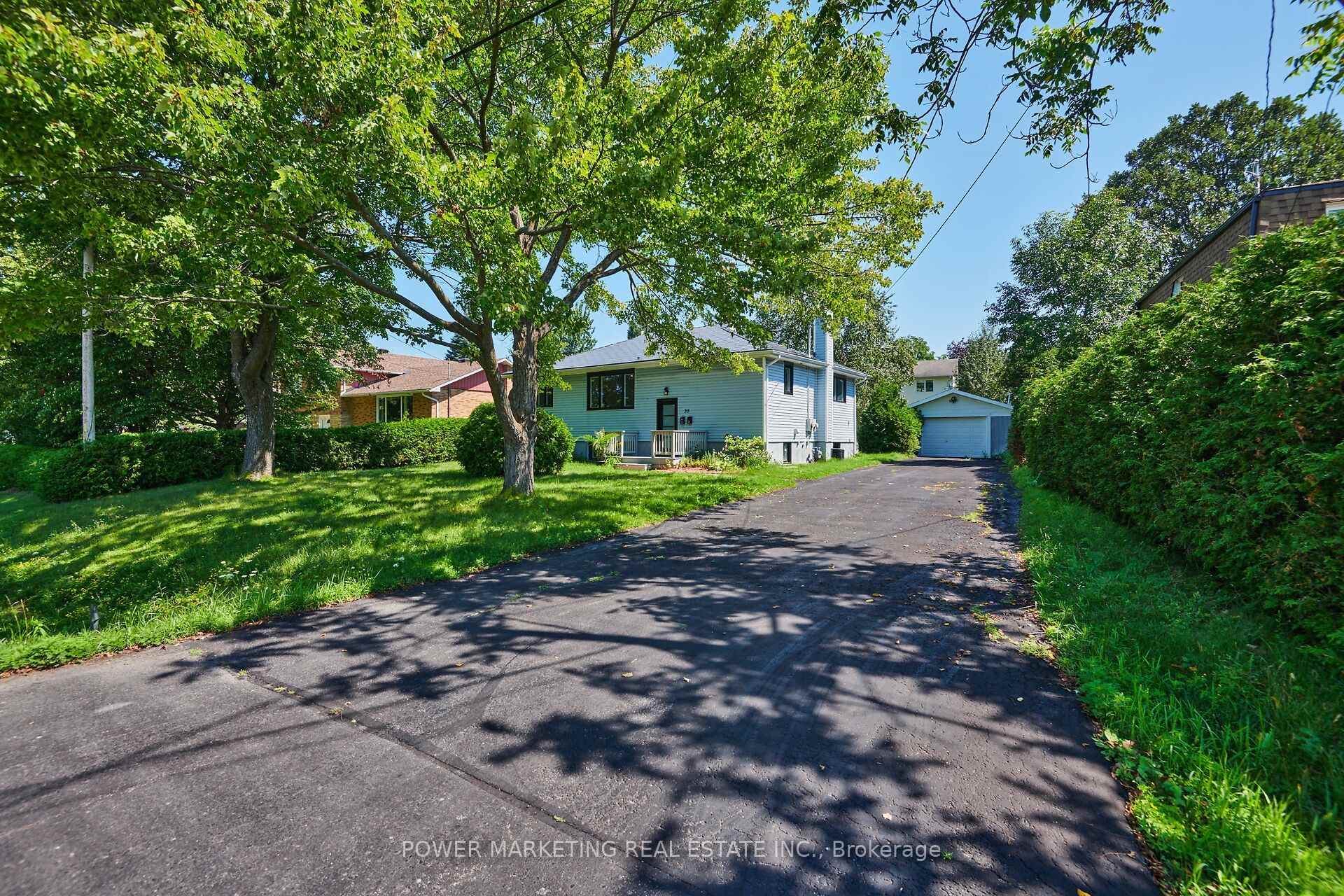 Photo 2 of Unit A, 35 Tauvette Street, Ottawa, Blackburn Hamlet — HOMEH