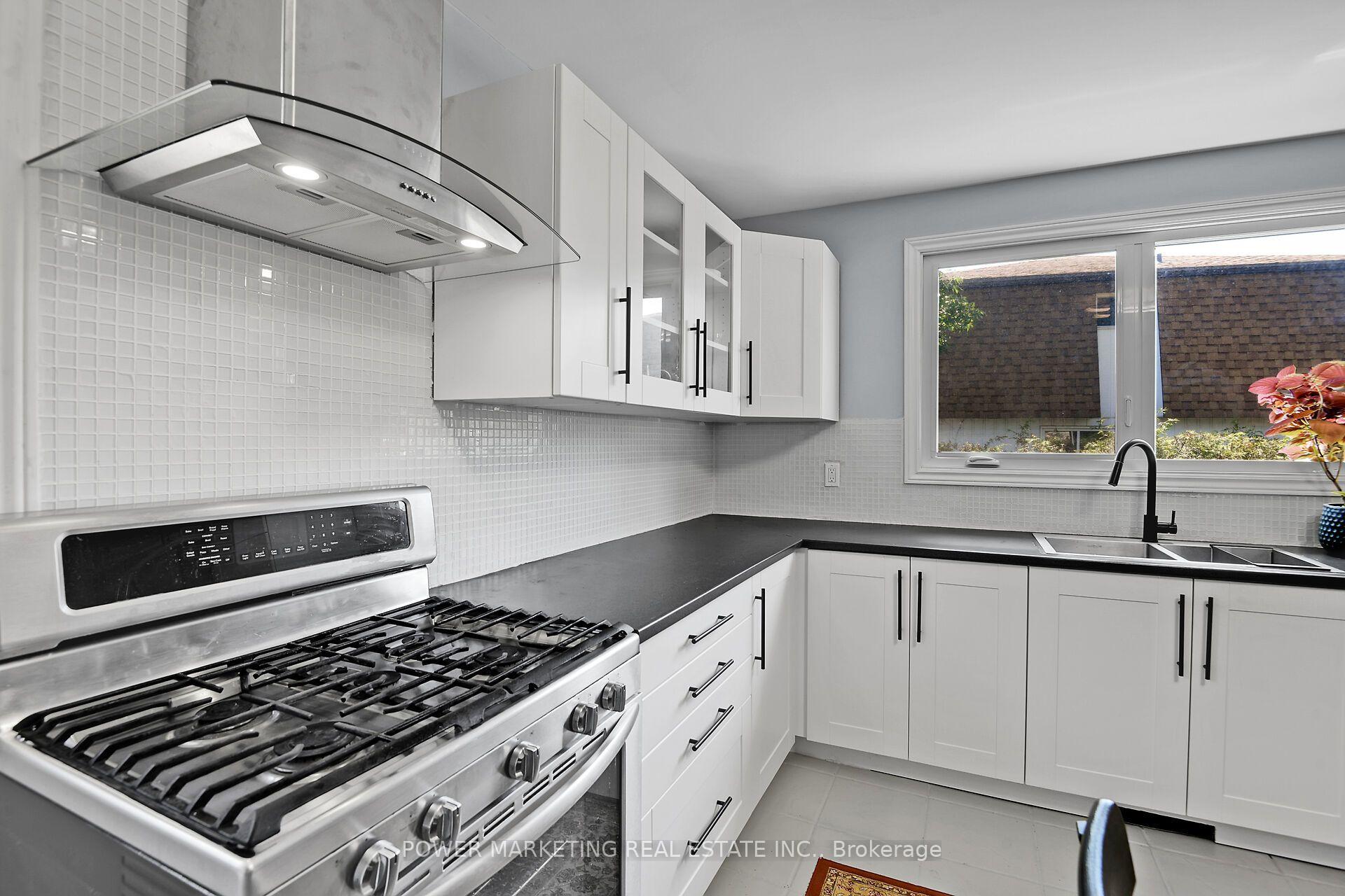 Photo 11 of Unit A, 35 Tauvette Street, Ottawa, Blackburn Hamlet — HOMEH