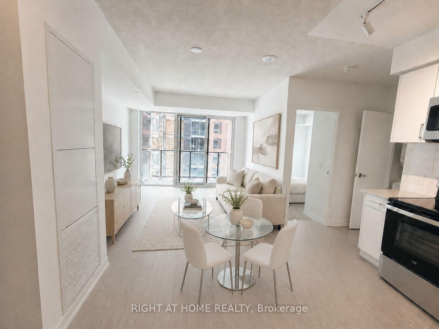 Photo of Unit 1522, 4010 Eglinton Avenue W