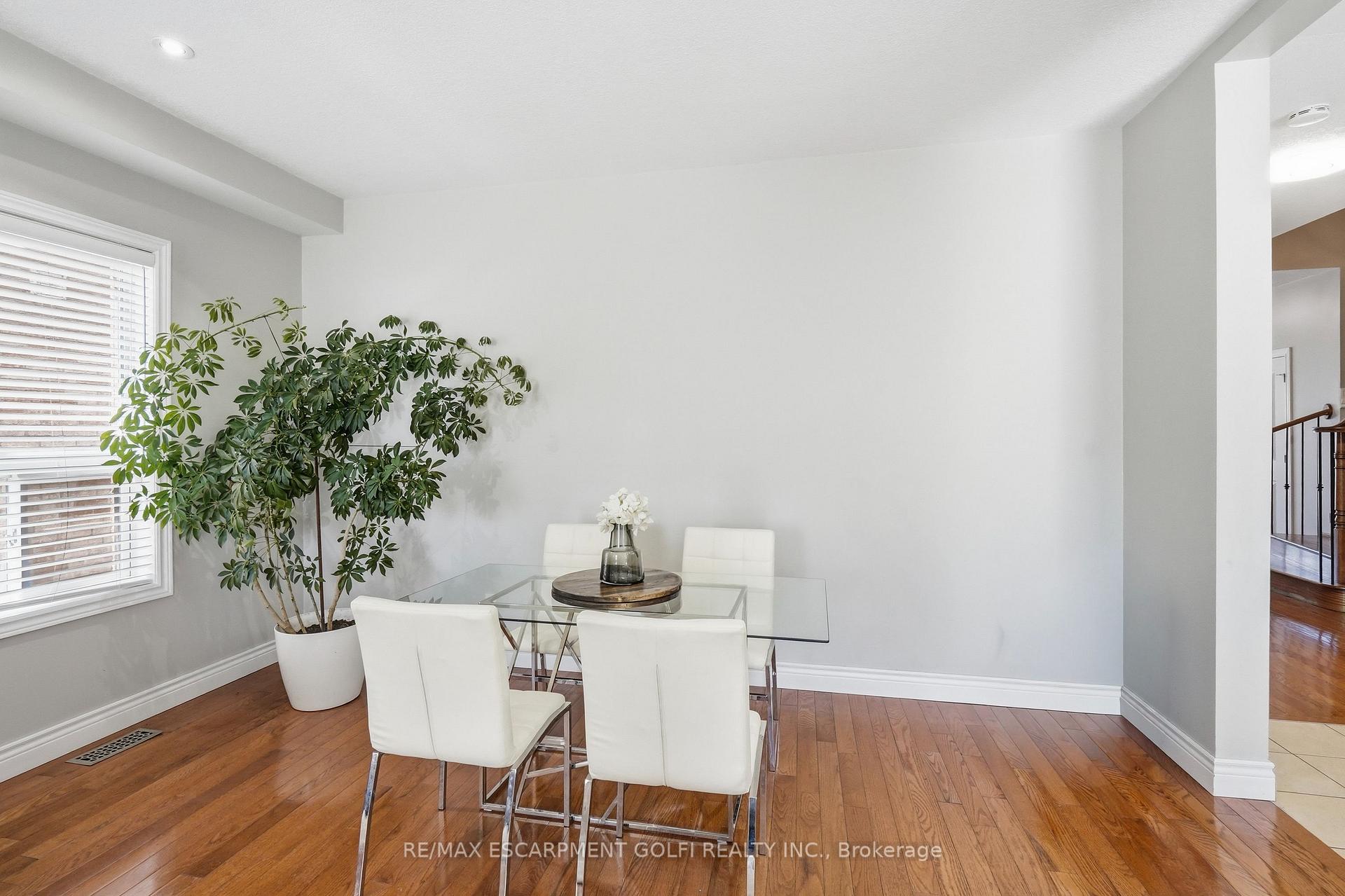 Photo 8 of 471 Old Mud Street, Hamilton, Stoney Creek — HOMEH