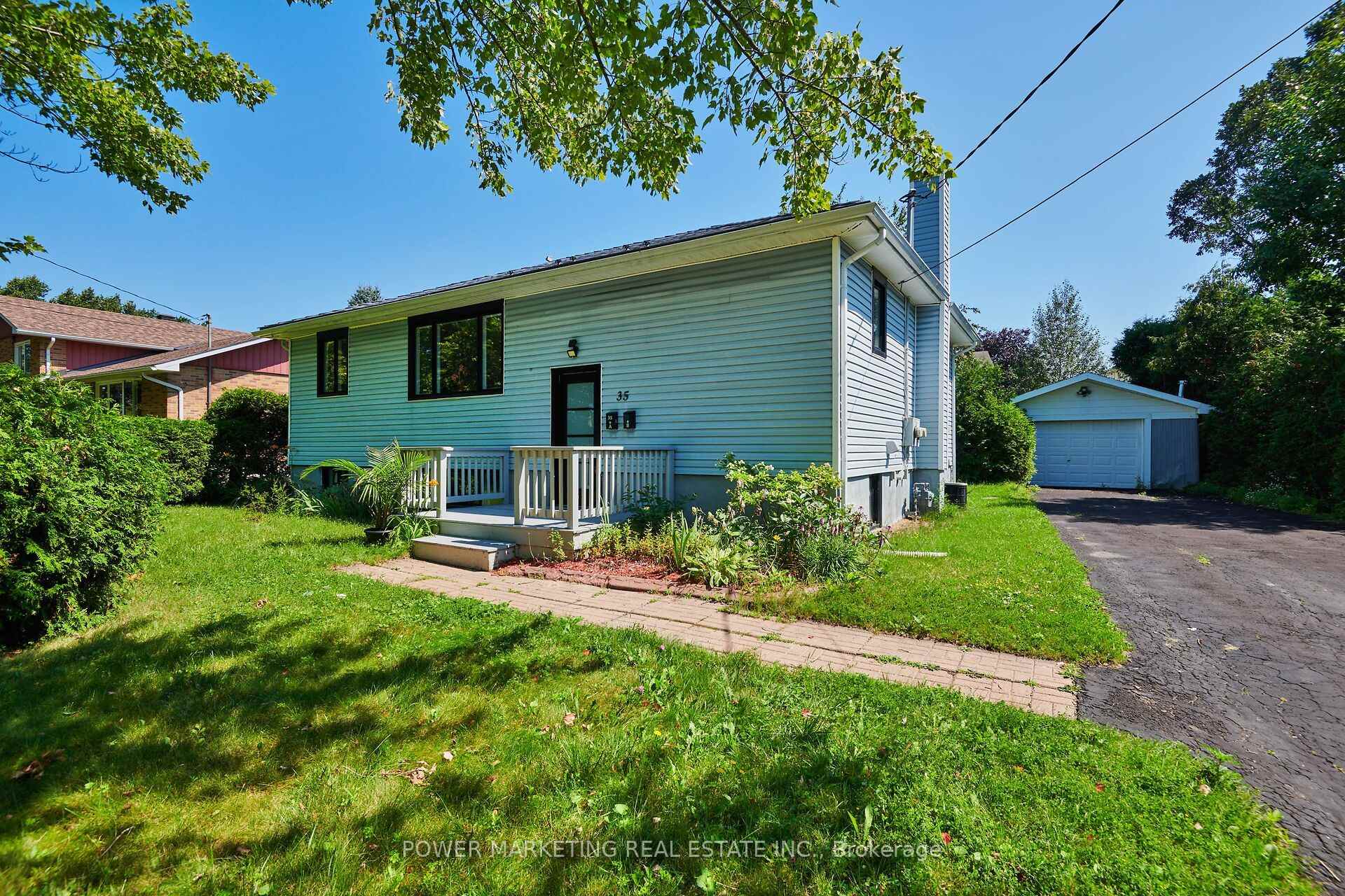Photo of 35 Tauvette Street