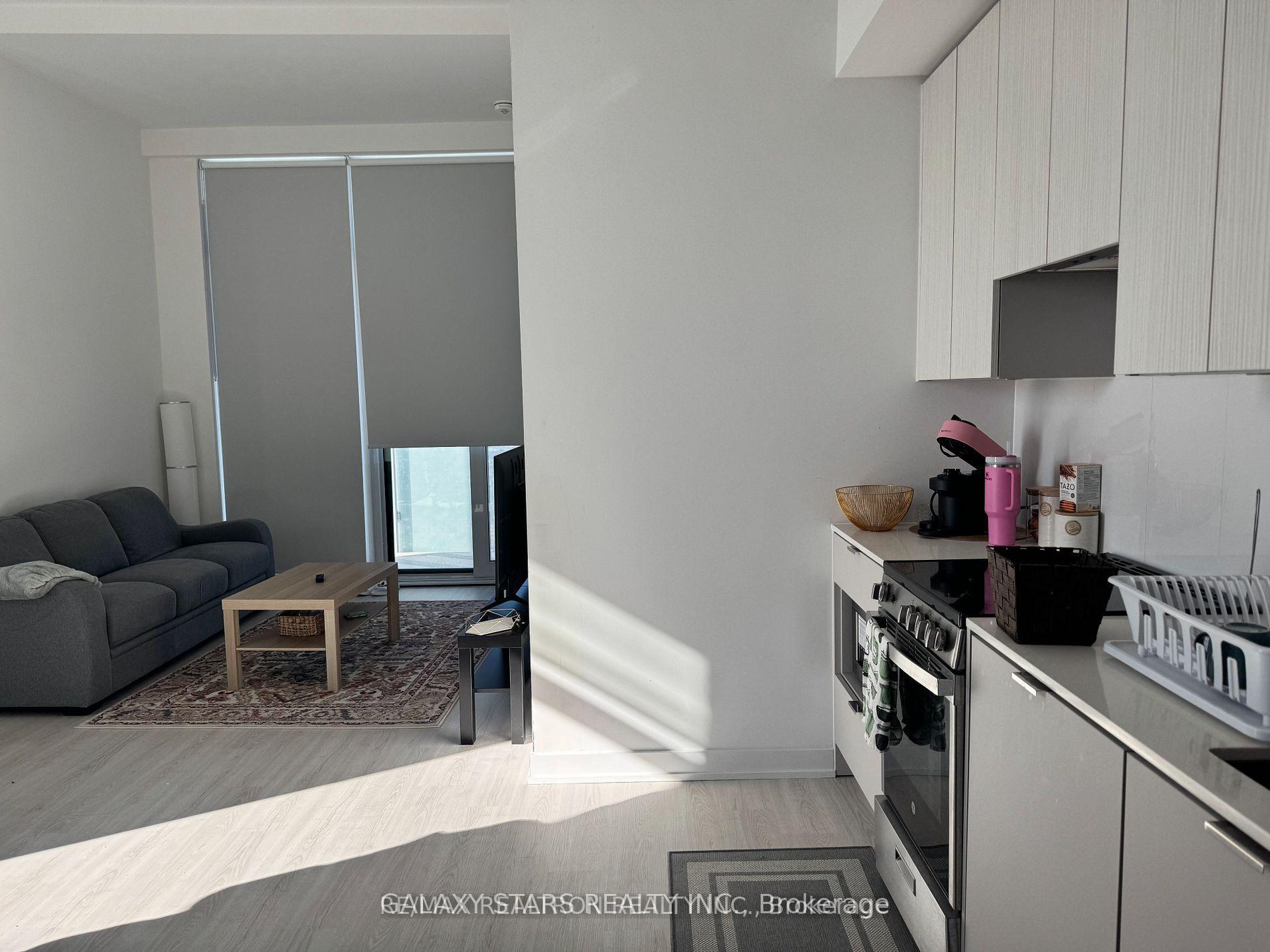 Photo 6 of Unit 4910, 3883 Quartz Road, Mississauga, City Centre — HOMEH