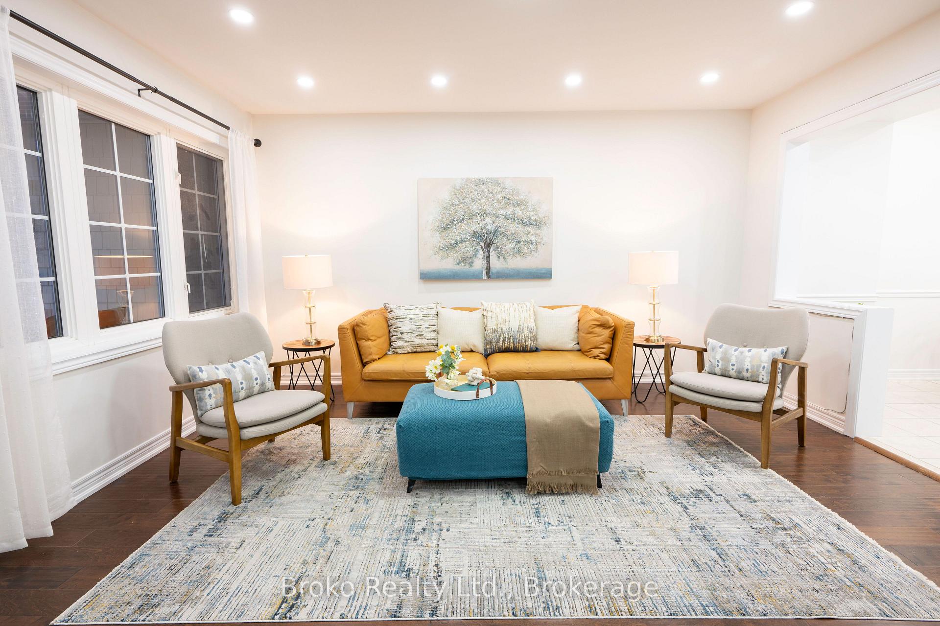 Photo 9 of Unit 4, 2360 Parkhaven Boulevard, Oakville, River Oaks — HOMEH