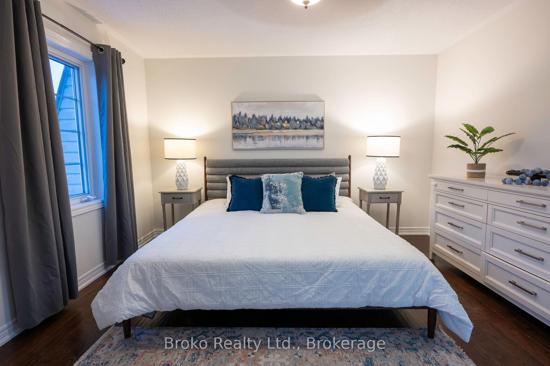 Photo 24 of Unit 4, 2360 Parkhaven Boulevard, Oakville, River Oaks — HOMEH