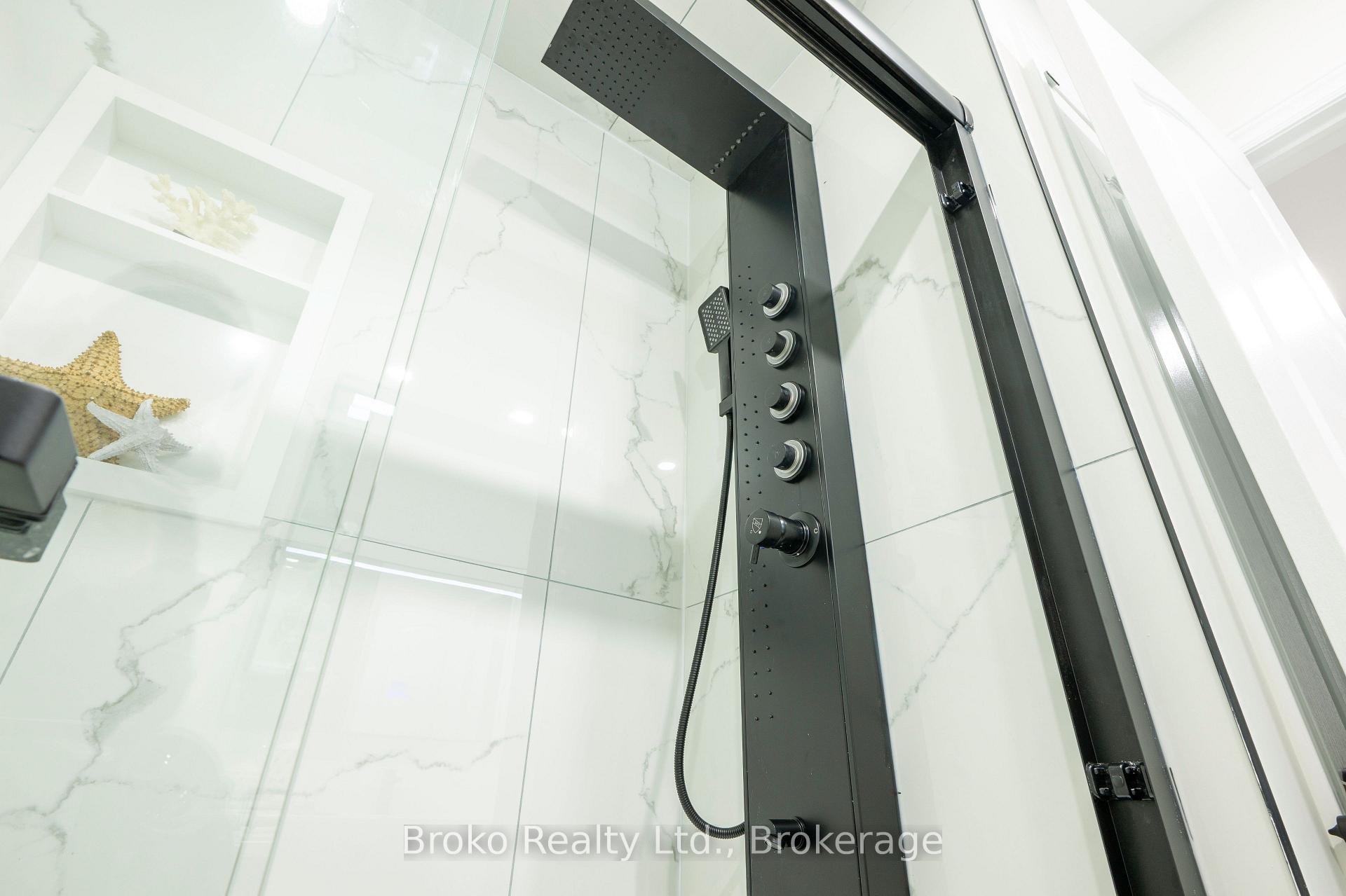 Photo 31 of Unit 4, 2360 Parkhaven Boulevard, Oakville, River Oaks — HOMEH