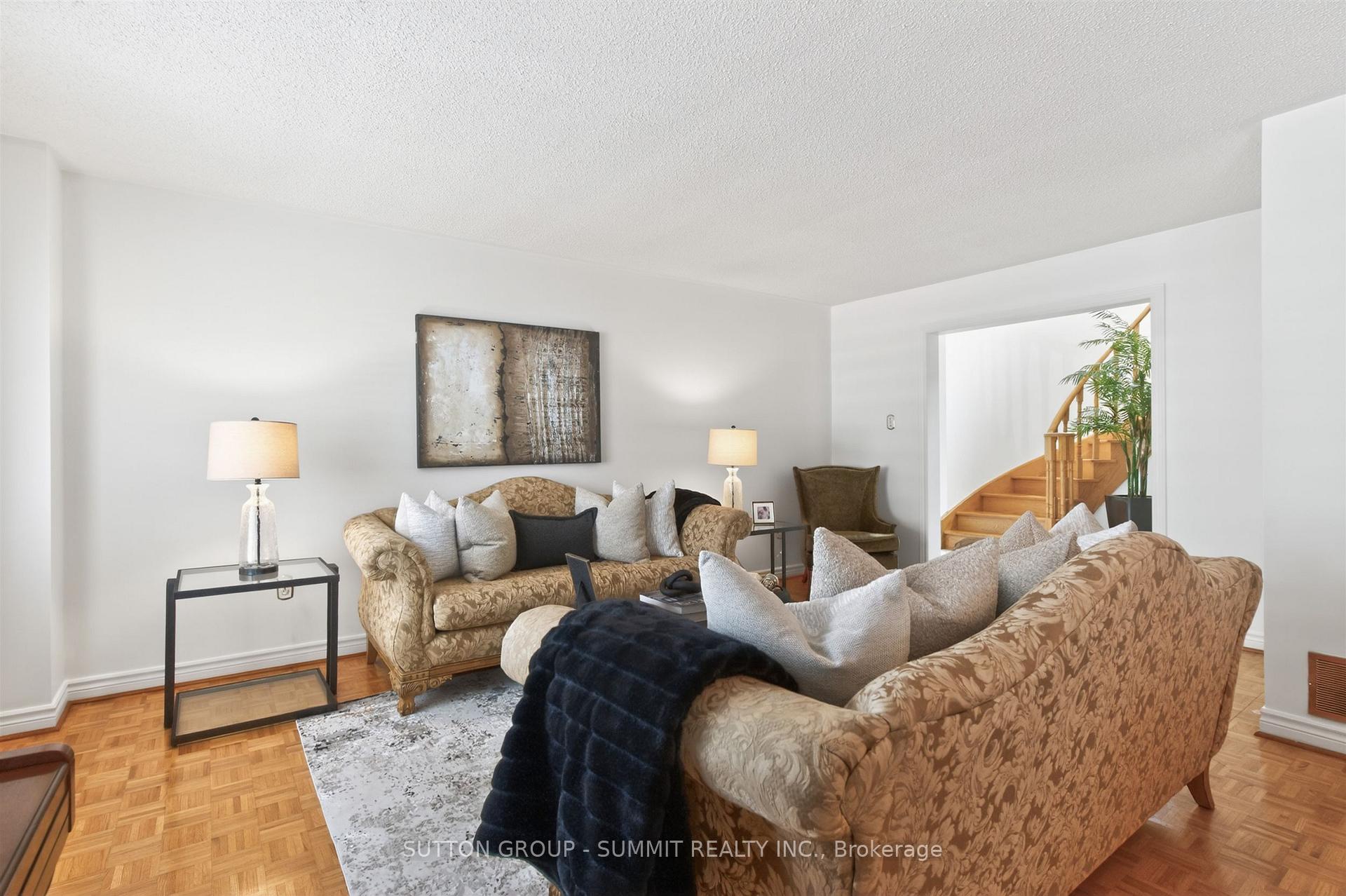Photo 8 of 5308 Middlebury Drive, Mississauga, Central Erin Mills — HOMEH