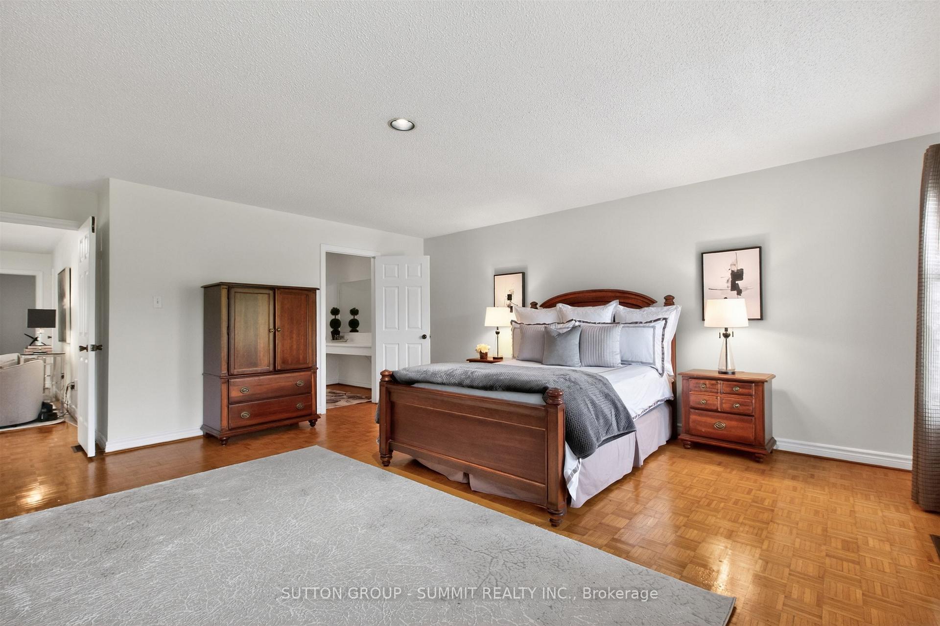 Photo 32 of 5308 Middlebury Drive, Mississauga, Central Erin Mills — HOMEH