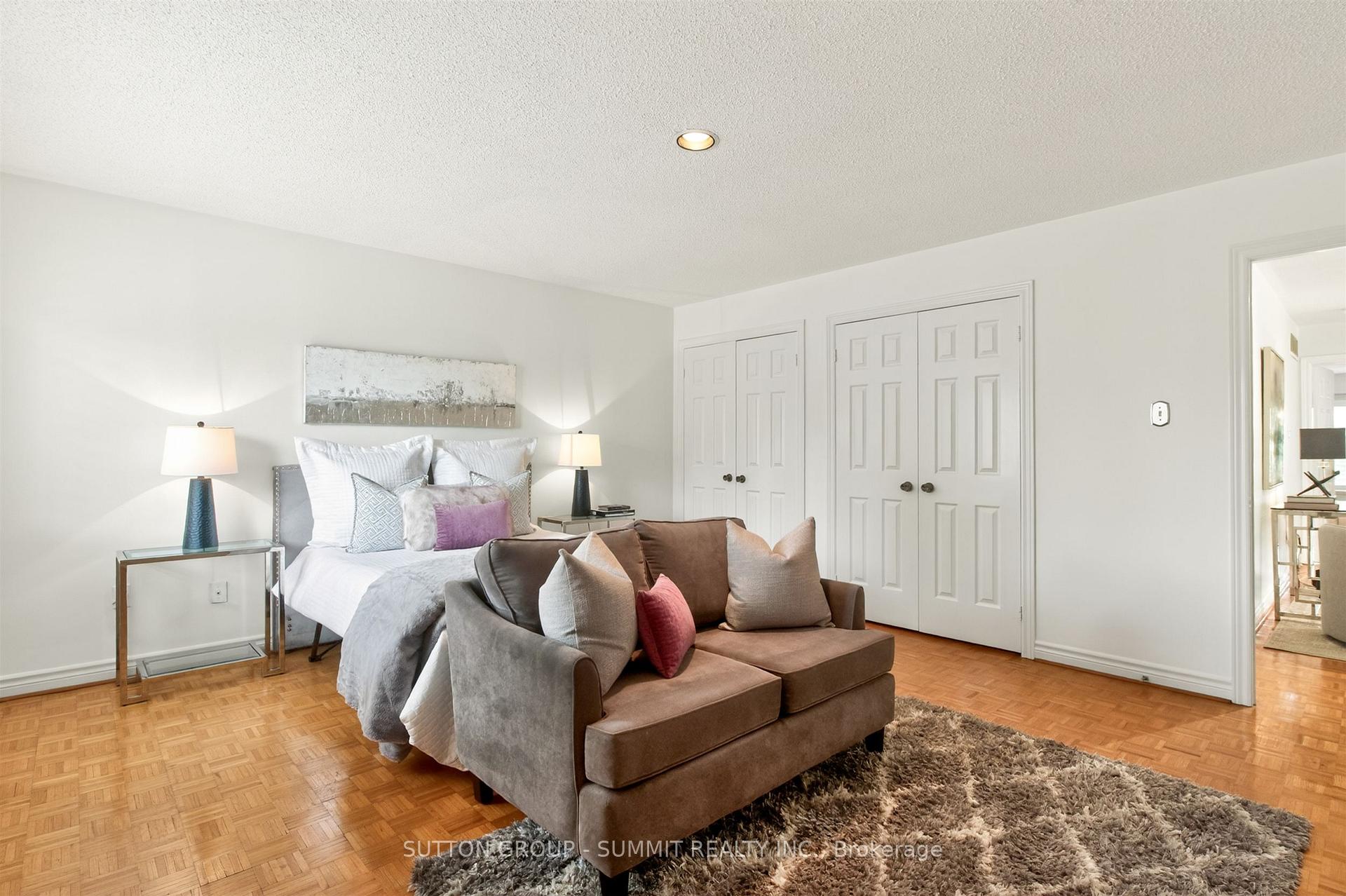 Photo 35 of 5308 Middlebury Drive, Mississauga, Central Erin Mills — HOMEH