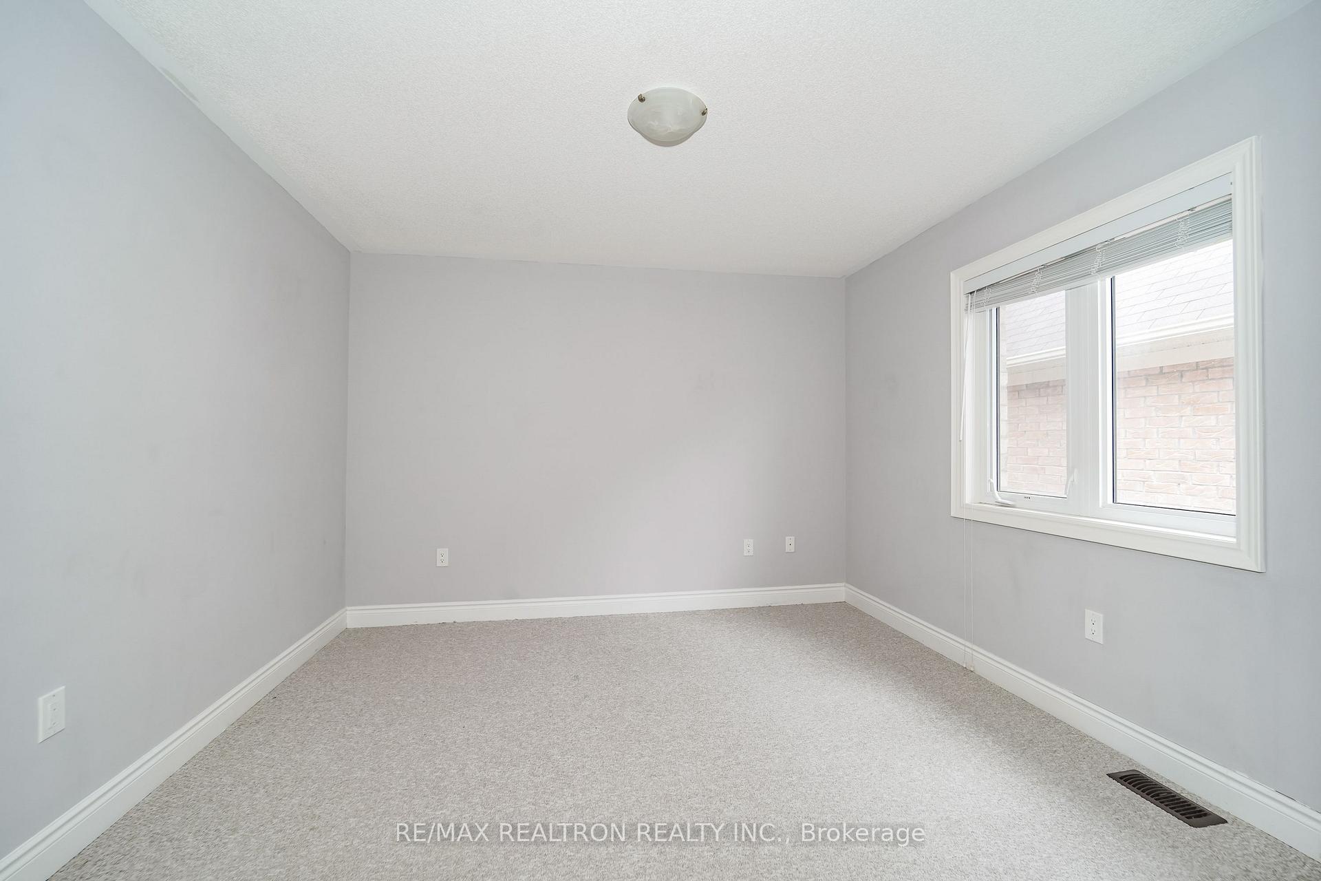 Photo 20 of 219 Lyle Drive, Clarington, Bowmanville — HOMEH