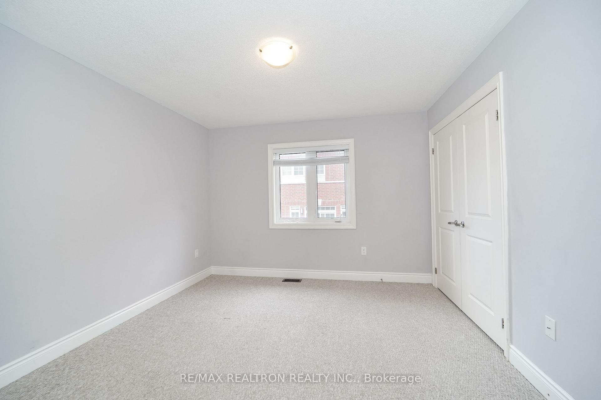 Photo 29 of 219 Lyle Drive, Clarington, Bowmanville — HOMEH