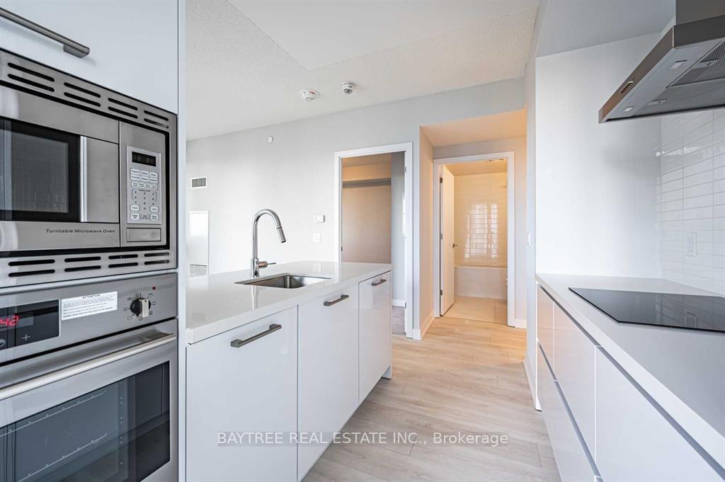 Photo 7 of Unit 4008, 2221 Yonge Street, Toronto, Mount Pleasant West — HOMEH