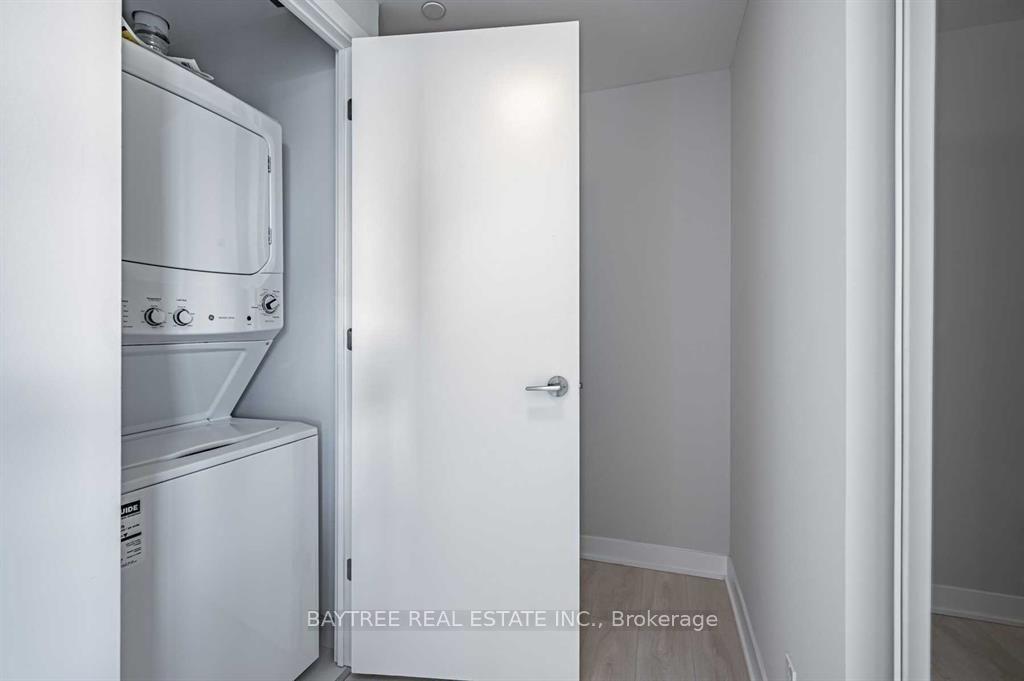 Photo 14 of Unit 4008, 2221 Yonge Street, Toronto, Mount Pleasant West — HOMEH