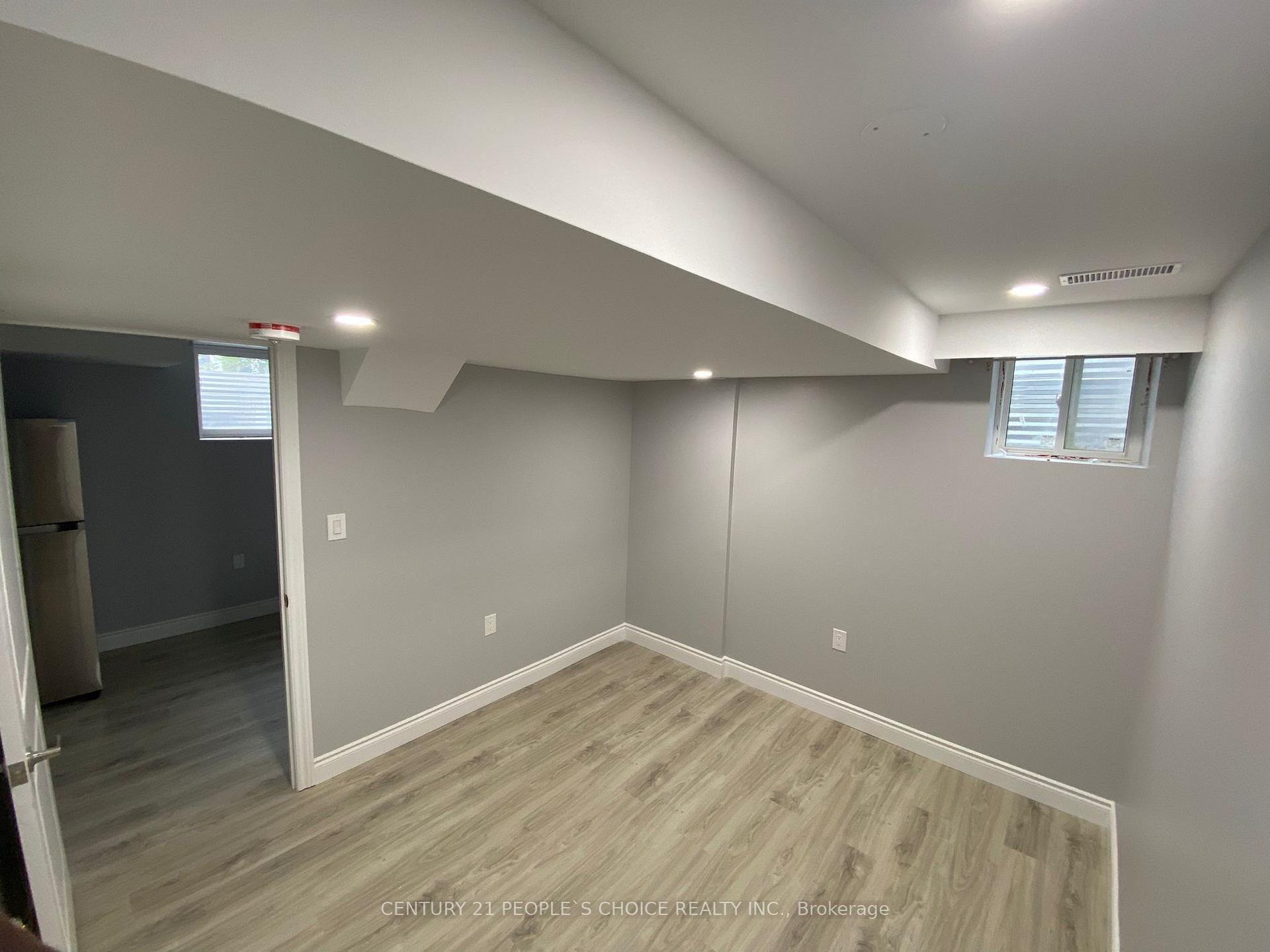 Photo 5 of 25 Traymore Street, Brampton, Fletcher's Meadow — HOMEH