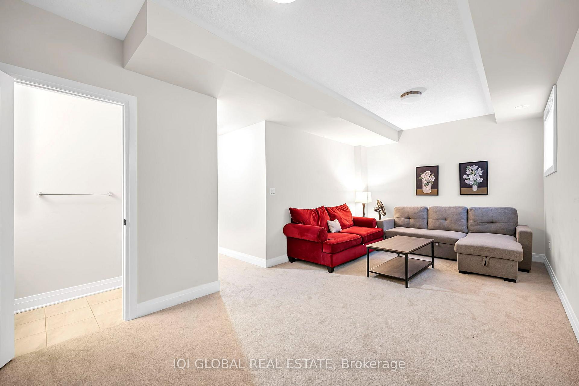 Photo 35 of 66 Settlers Road E, Oakville, Glenorchy — HOMEH