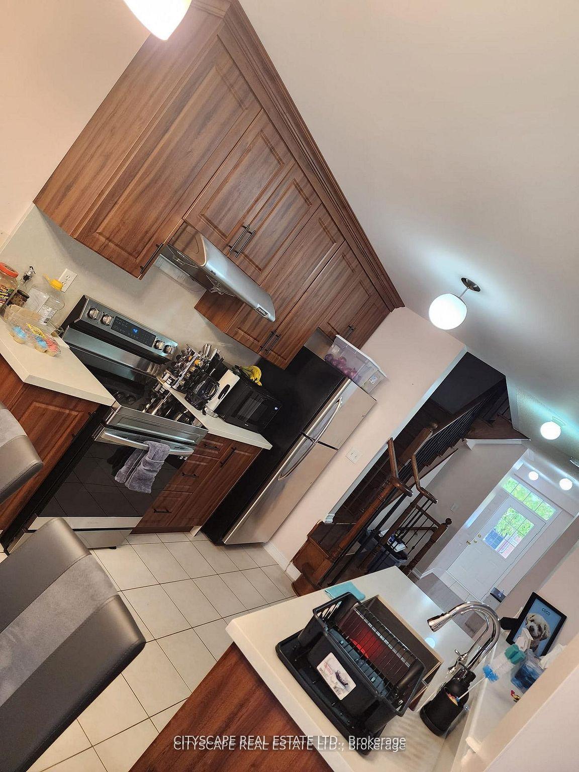 Photo 7 of 94 Unionville Crescent, Brampton, Bram East — HOMEH