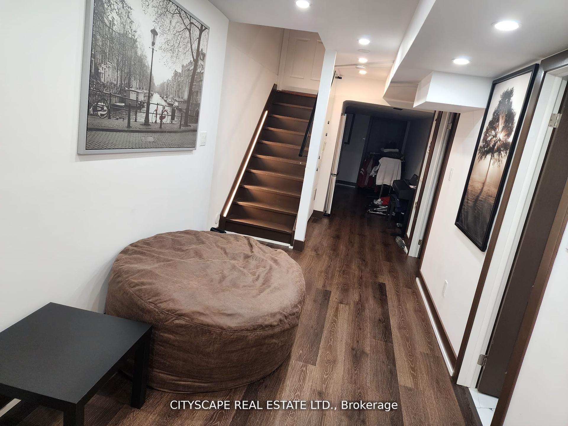 Photo 20 of 94 Unionville Crescent, Brampton, Bram East — HOMEH