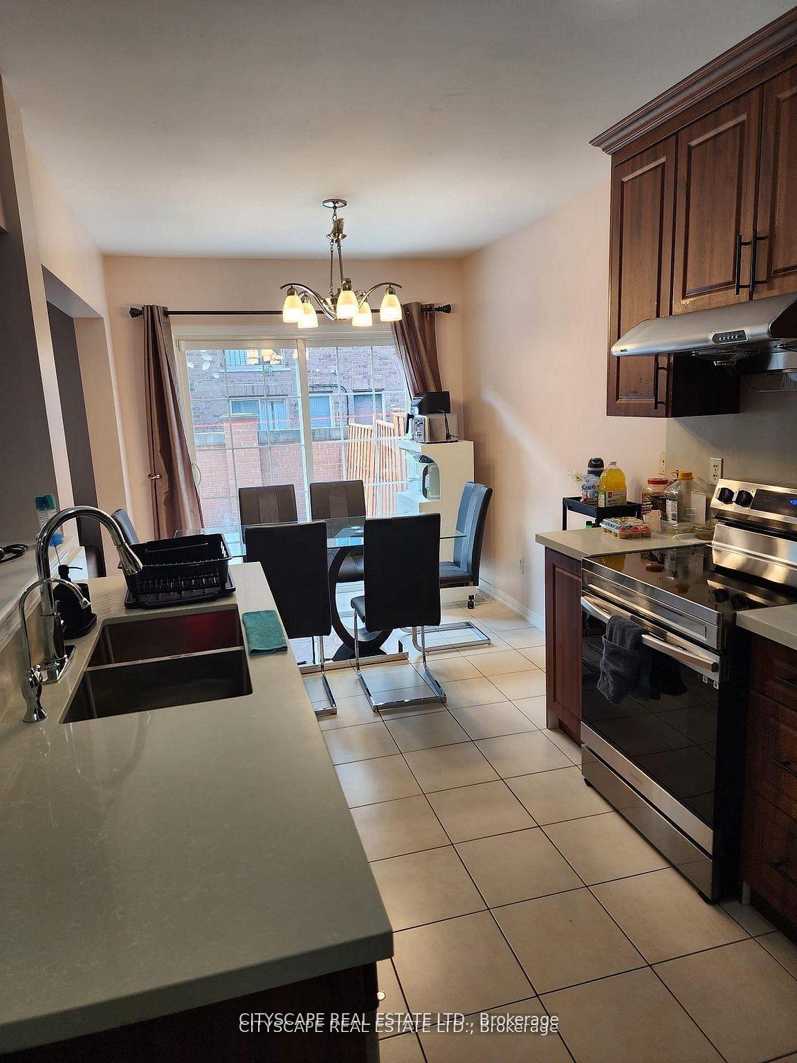 Photo 26 of 94 Unionville Crescent, Brampton, Bram East — HOMEH