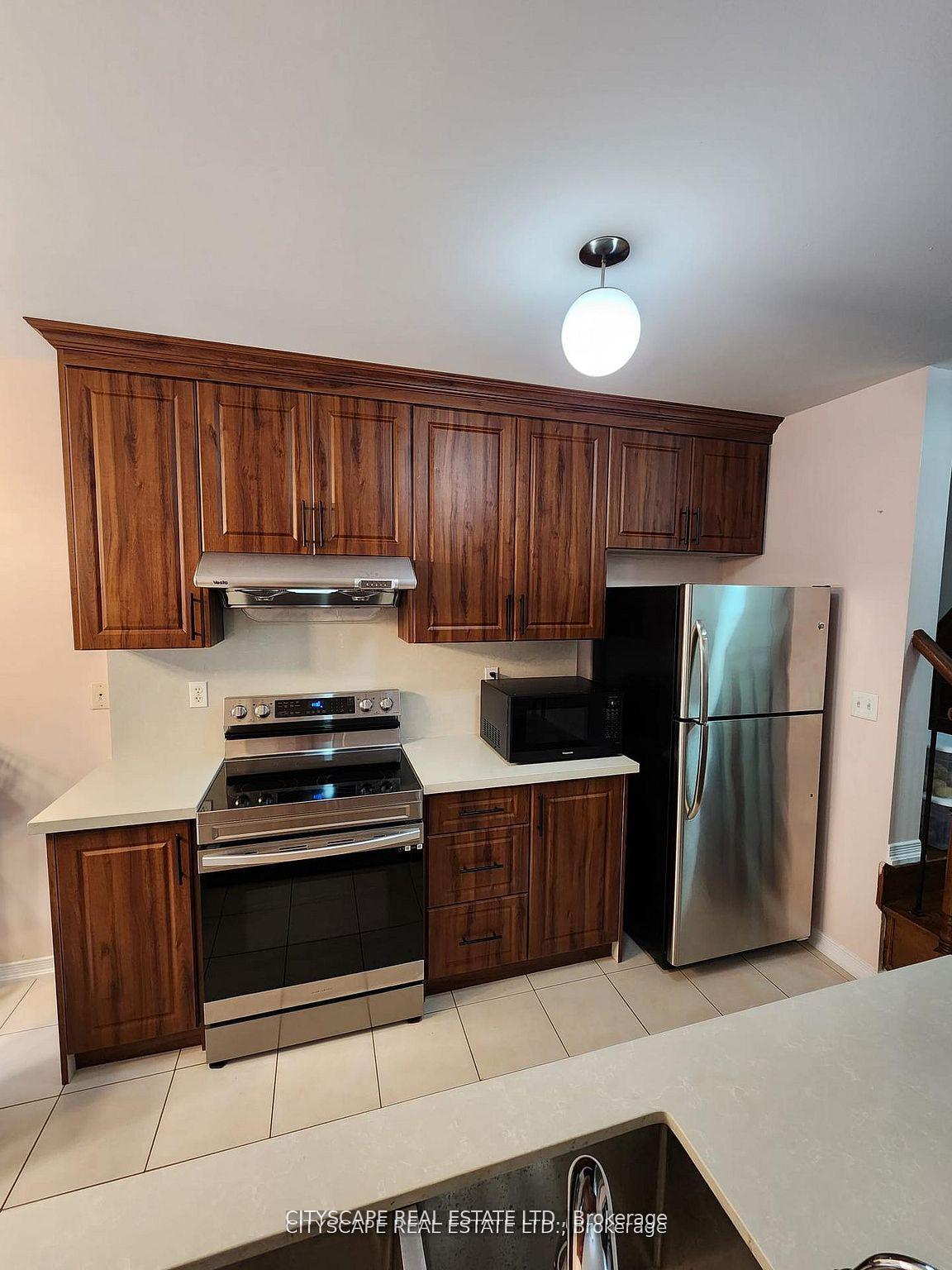 Photo 31 of 94 Unionville Crescent, Brampton, Bram East — HOMEH