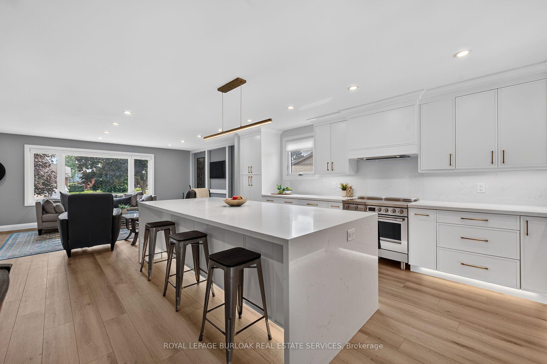 Photo 13 of 6 Margaret Avenue, Grimsby, Grimsby Beach — HOMEH