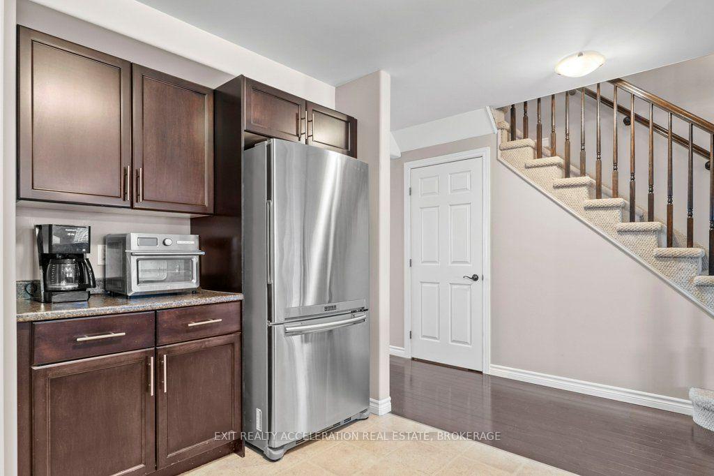 Photo 10 of 46 Princeton Place, Belleville, Belleville Ward — HOMEH