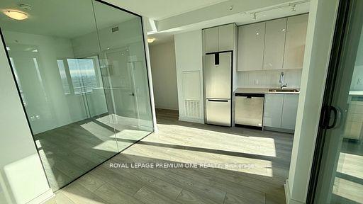Photo 14 of Unit 1610, 2920 Highway 7 Road, Vaughan, Concord — HOMEH