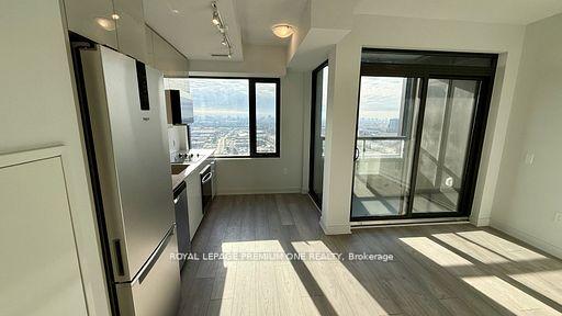 Photo 15 of Unit 1610, 2920 Highway 7 Road, Vaughan, Concord — HOMEH