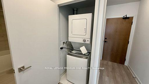 Photo 16 of Unit 1610, 2920 Highway 7 Road, Vaughan, Concord — HOMEH