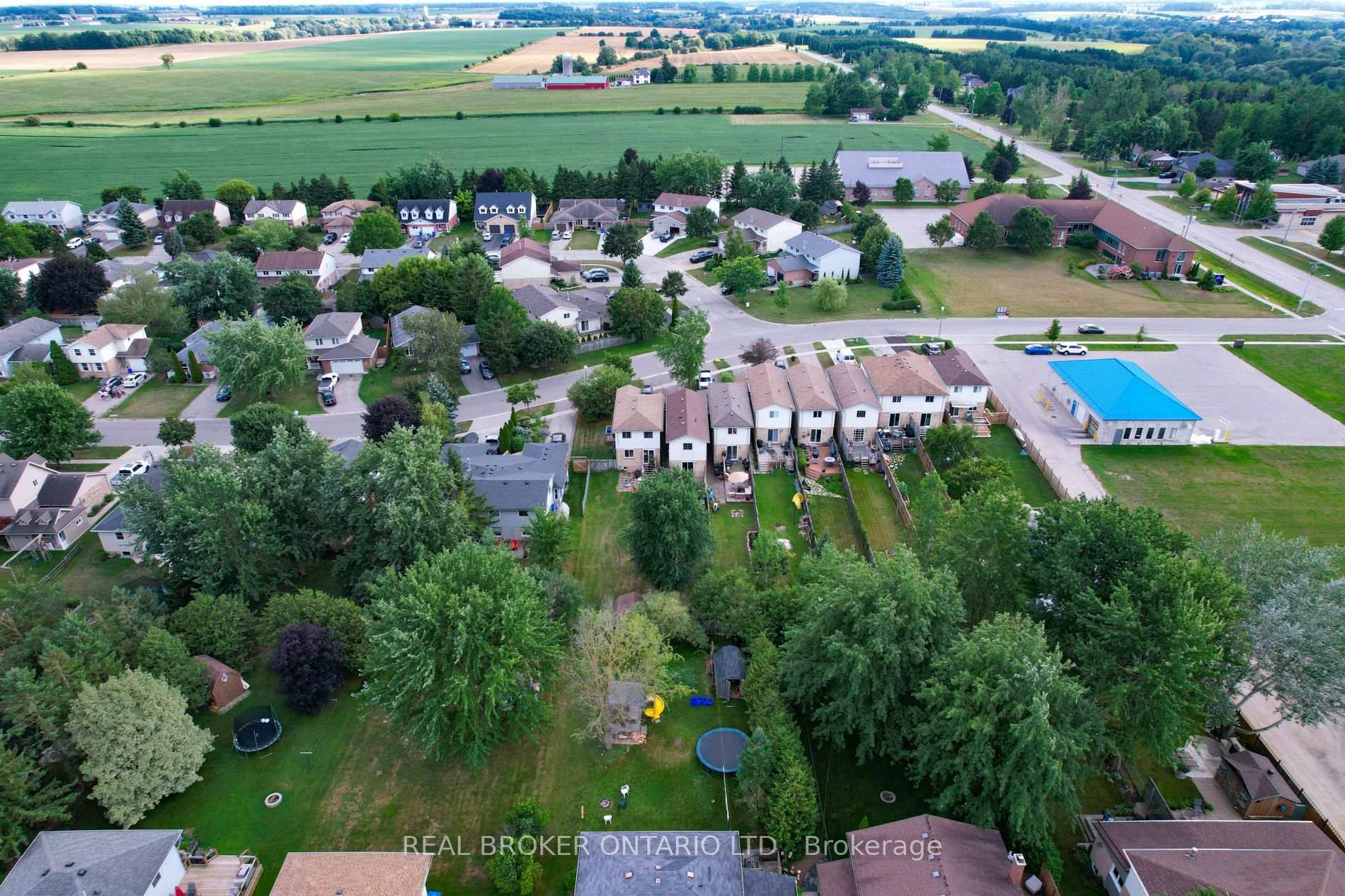 Photo 31 of 46 Andrews Drive, Mapleton, Rural Mapleton — HOMEH