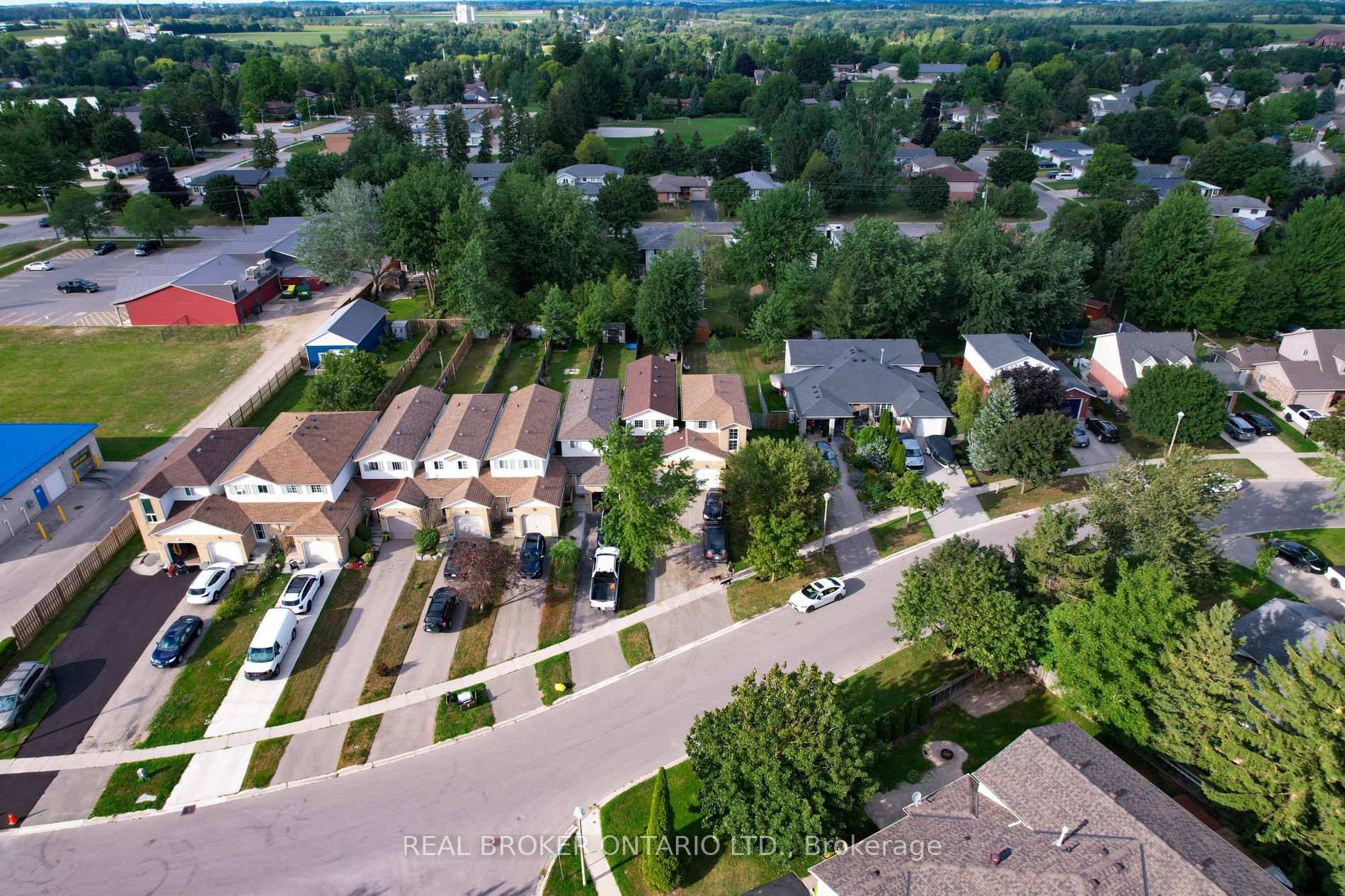 Photo 32 of 46 Andrews Drive, Mapleton, Rural Mapleton — HOMEH