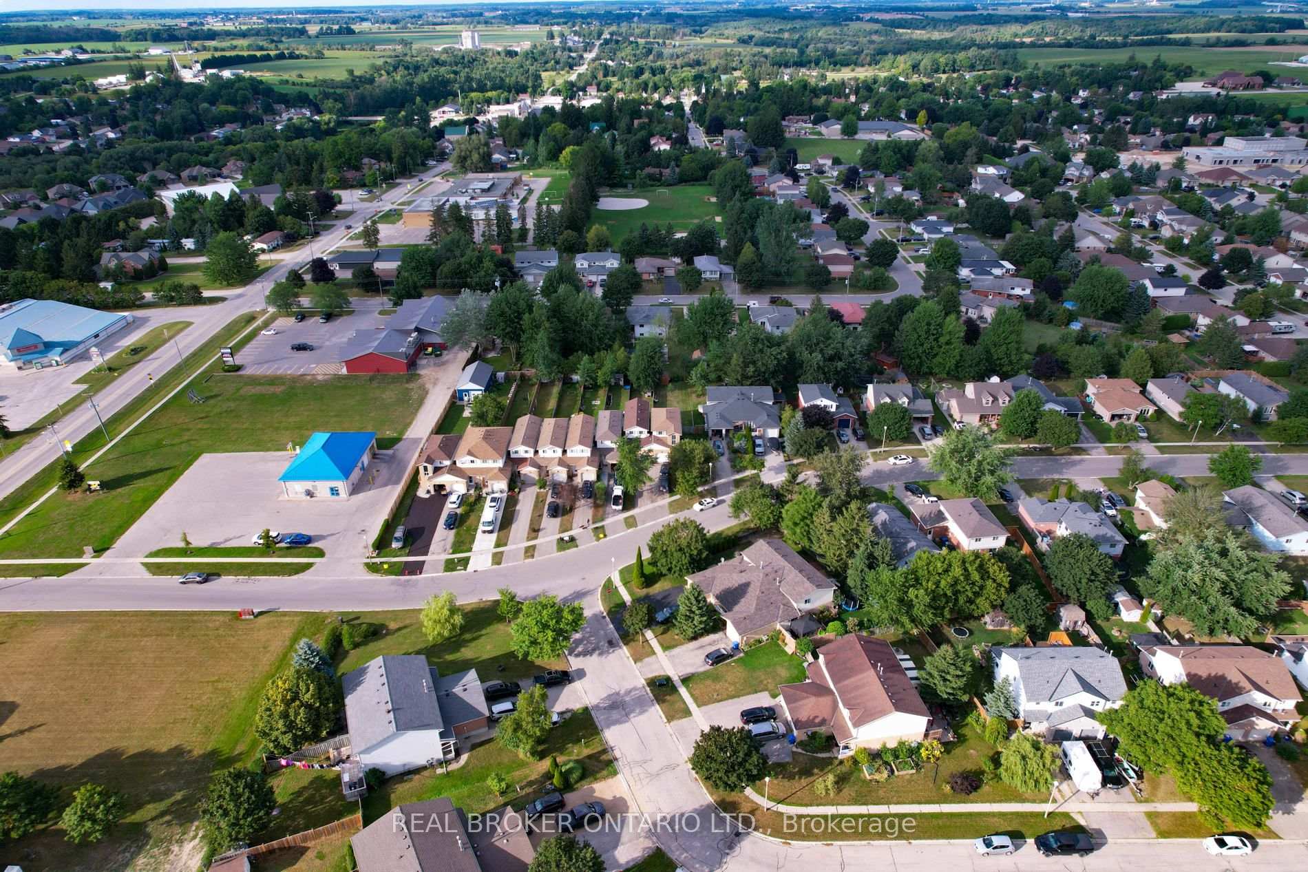 Photo 33 of 46 Andrews Drive, Mapleton, Rural Mapleton — HOMEH