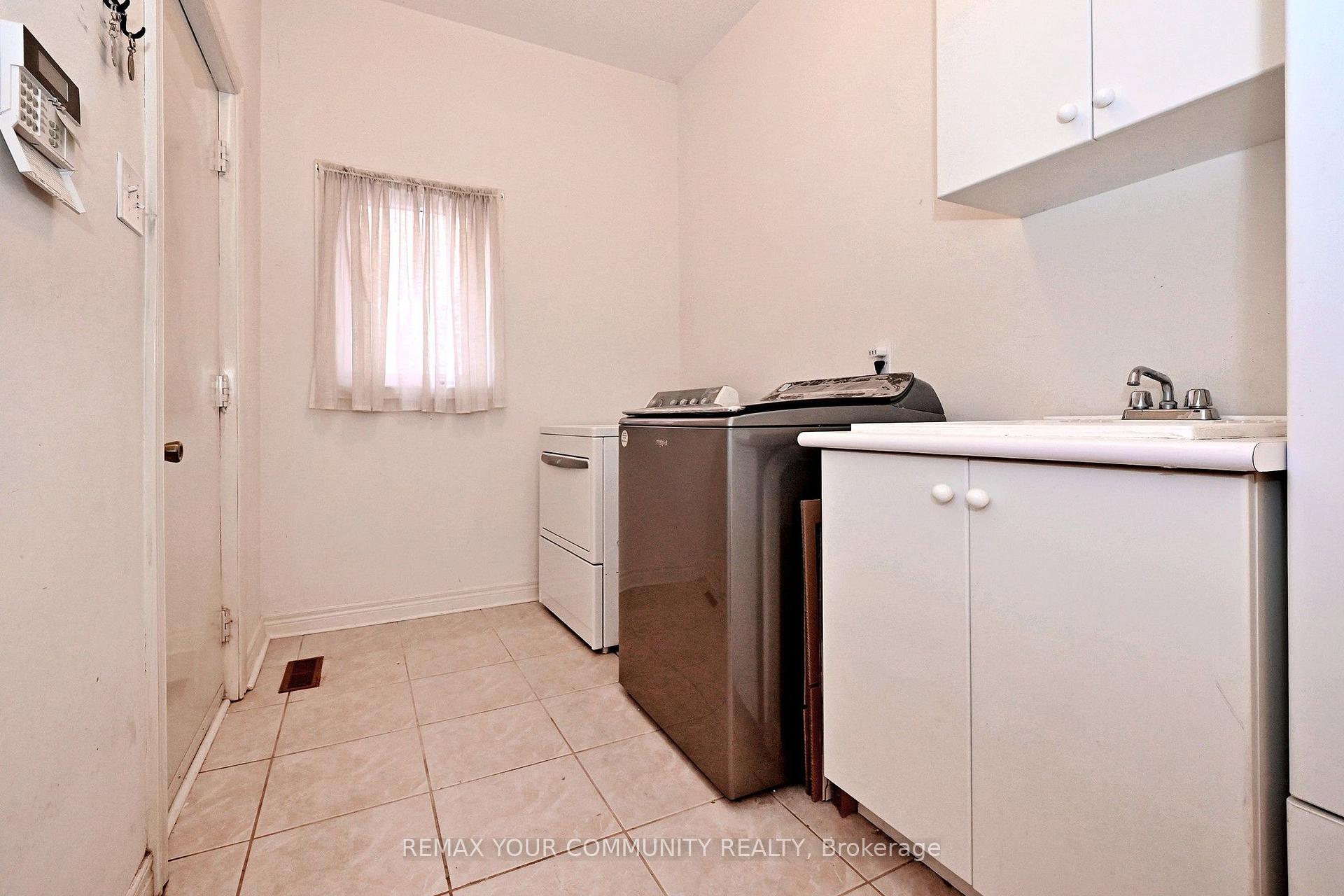 Photo 16 of 14 Houser Street, Markham, Wismer — HOMEH
