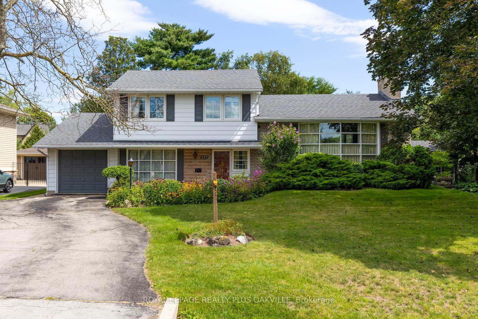Front of 227 Sandwell Drive