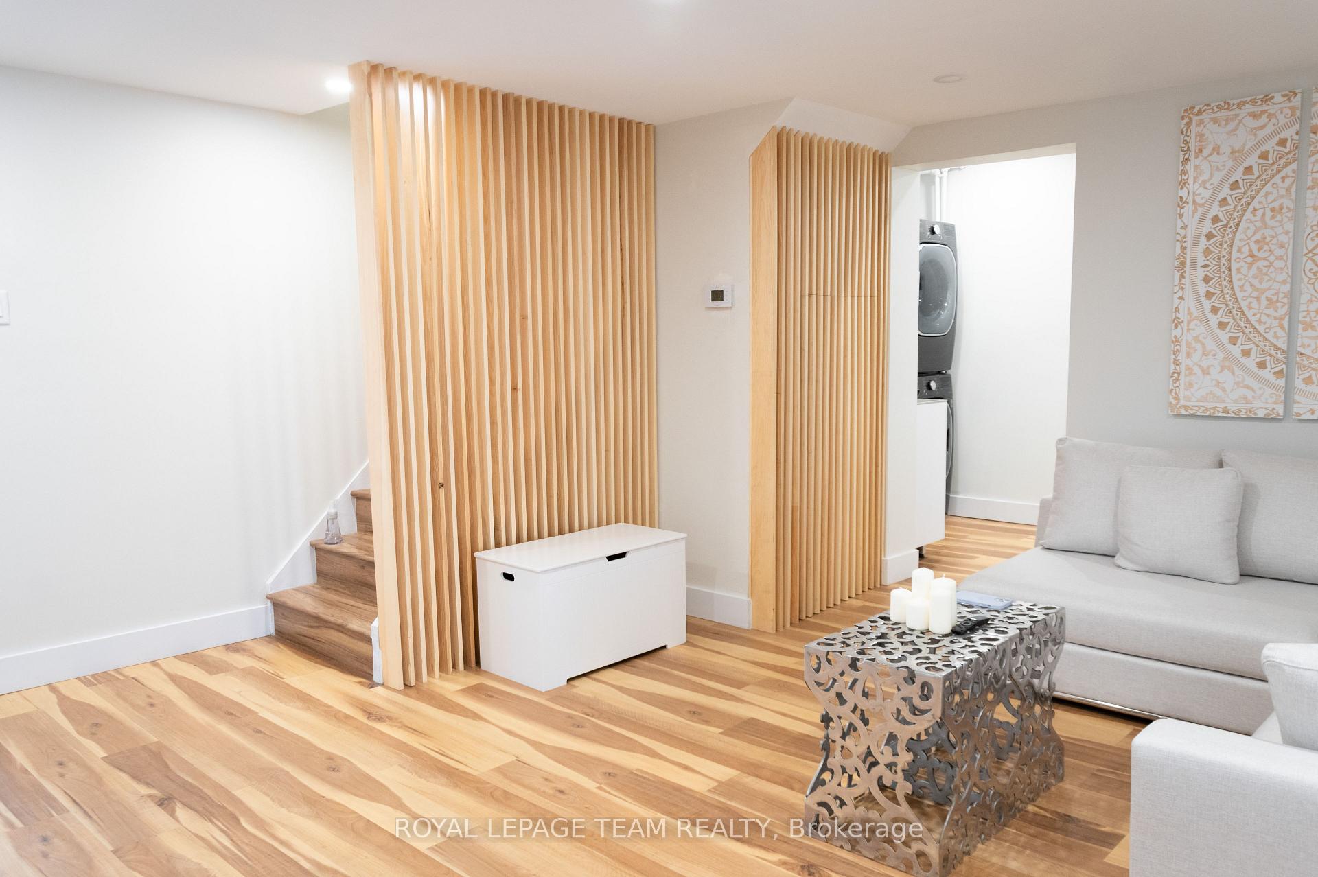 Photo 8 of 121 Carruthers Avenue, Ottawa, Mechanicsville — HOMEH