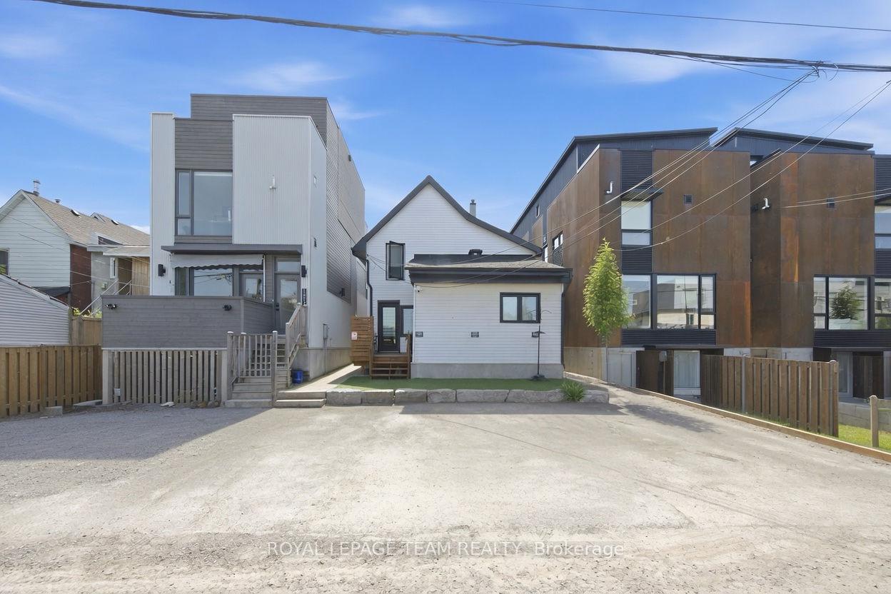 Photo 23 of 121 Carruthers Avenue, Ottawa, Mechanicsville — HOMEH