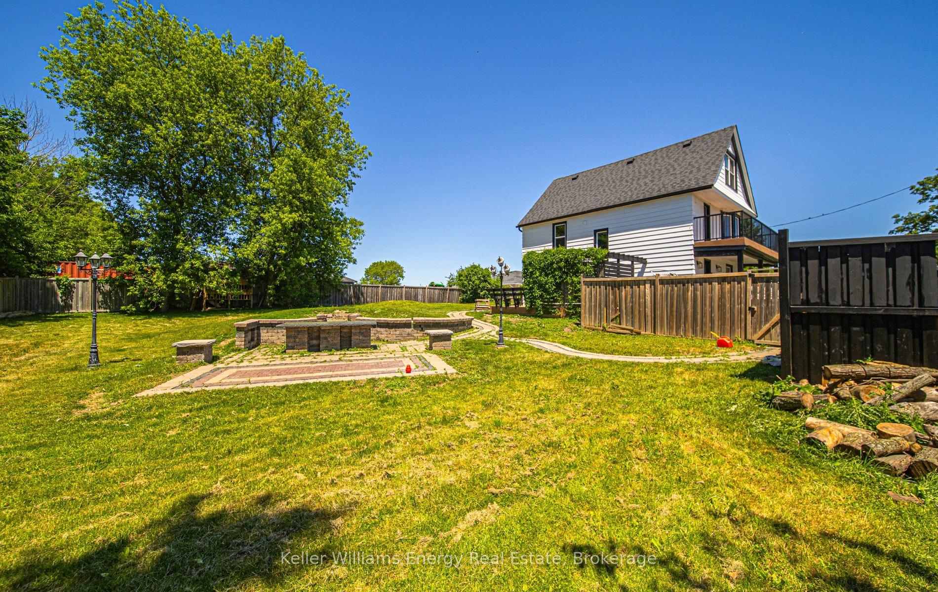 Photo 12 of 220 Highway No. 7, Pickering, Rural Pickering — HOMEH