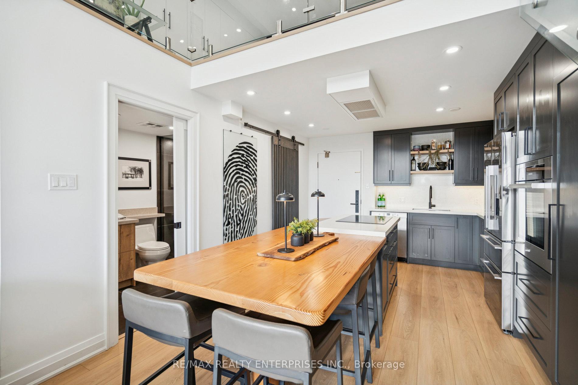 Photo 3 of Unit PH08, 185 Robinson Street, Oakville, Old Oakville — HOMEH