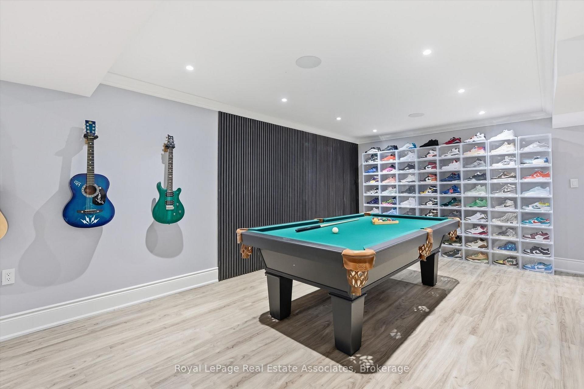 Photo 34 of 2312 Ridgeview Court, Burlington, Rose — HOMEH