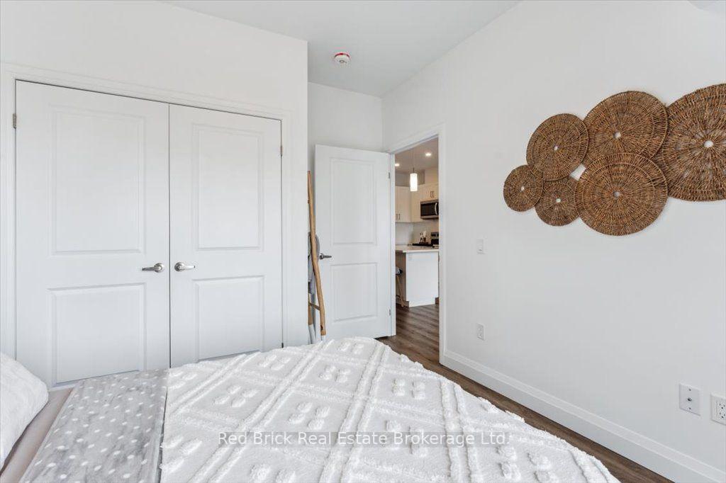 Photo 20 of Unit 403, 332 Gosling Gardens, Guelph, Clairfields/Hanlon Business Park — HOMEH