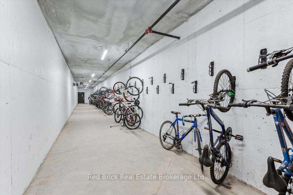 Photo 35 of Unit 403, 332 Gosling Gardens, Guelph, Clairfields/Hanlon Business Park — HOMEH