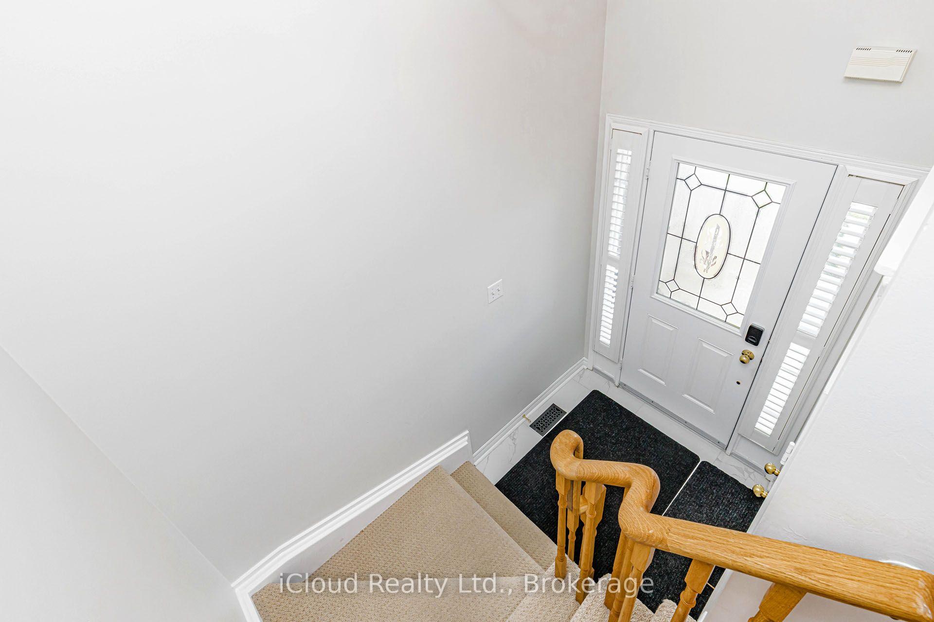 Photo 8 of 1279 Lamont Crescent, Milton, Clarke — HOMEH
