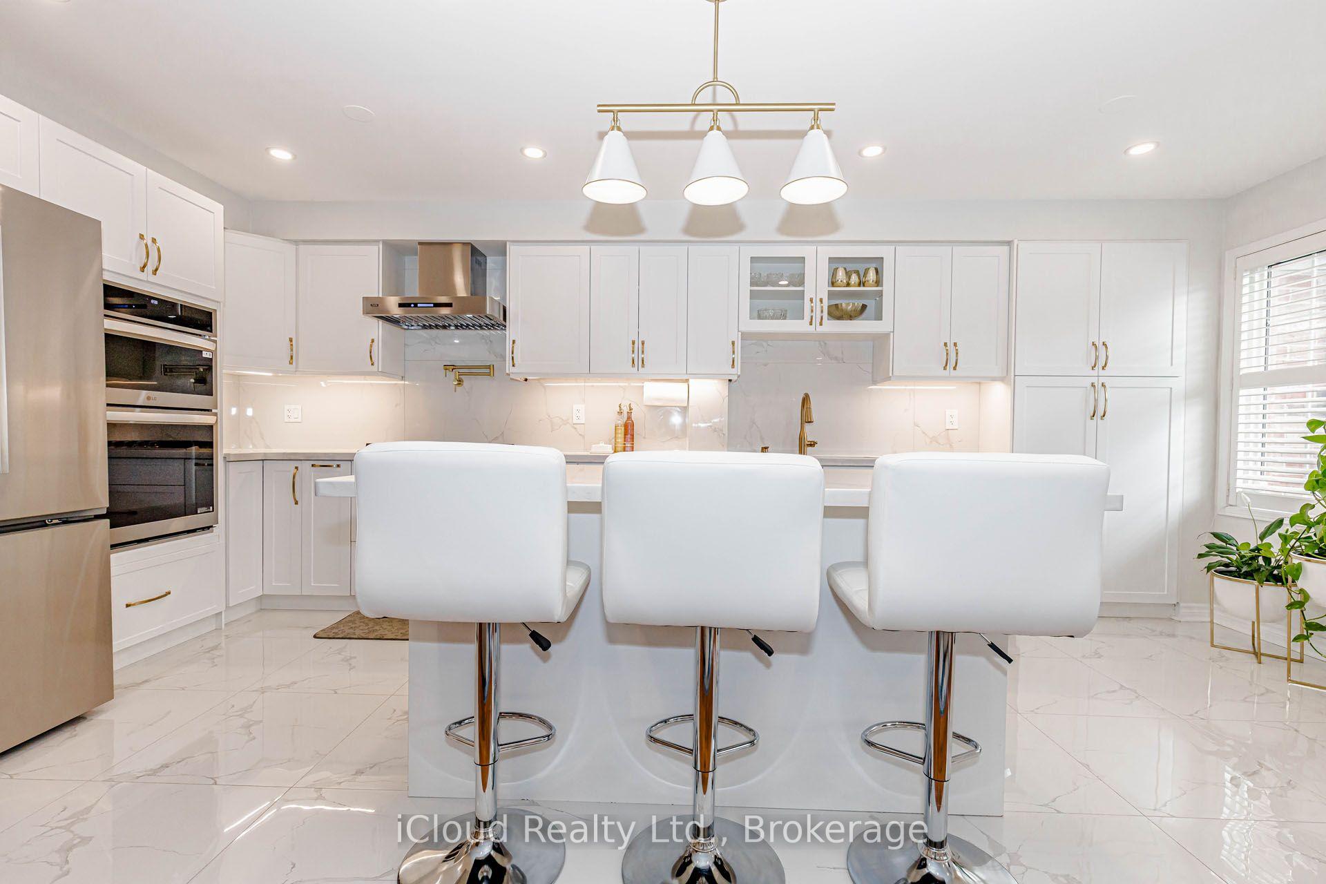 Photo 19 of 1279 Lamont Crescent, Milton, Clarke — HOMEH