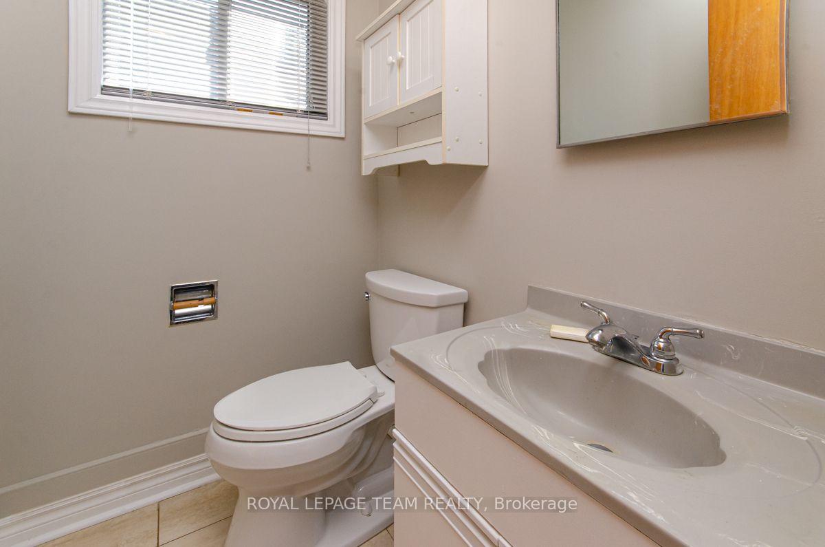Photo 9 of 1476 Claymor Avenue, Ottawa, Carleton Square — HOMEH