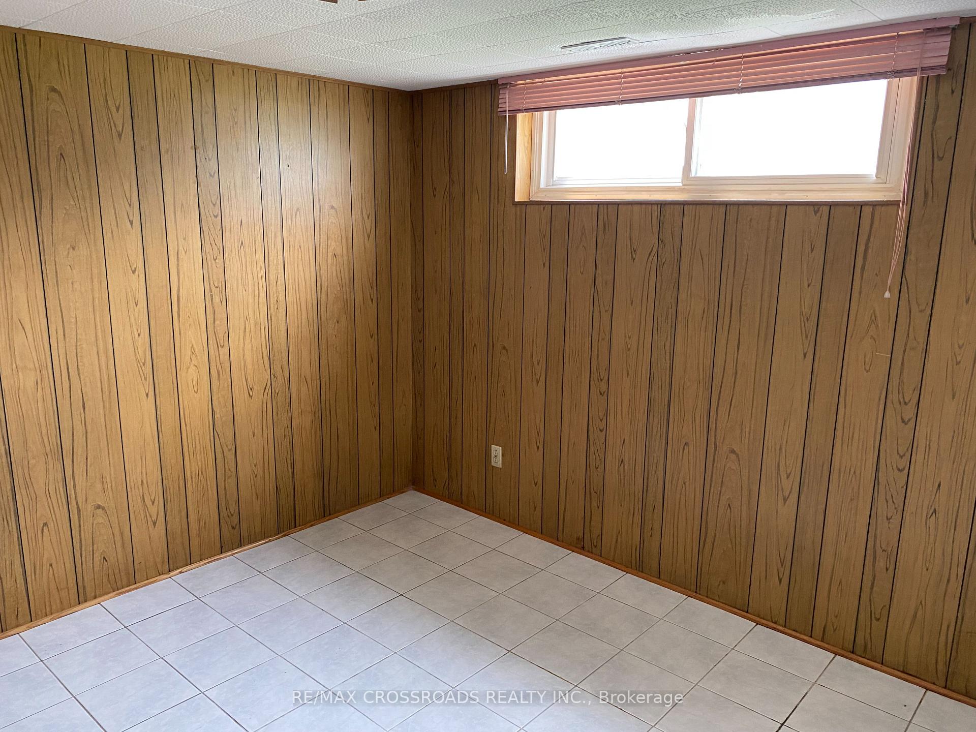Photo 19 of 91 Bickerton Crescent, North York, Pleasant View — HOMEH