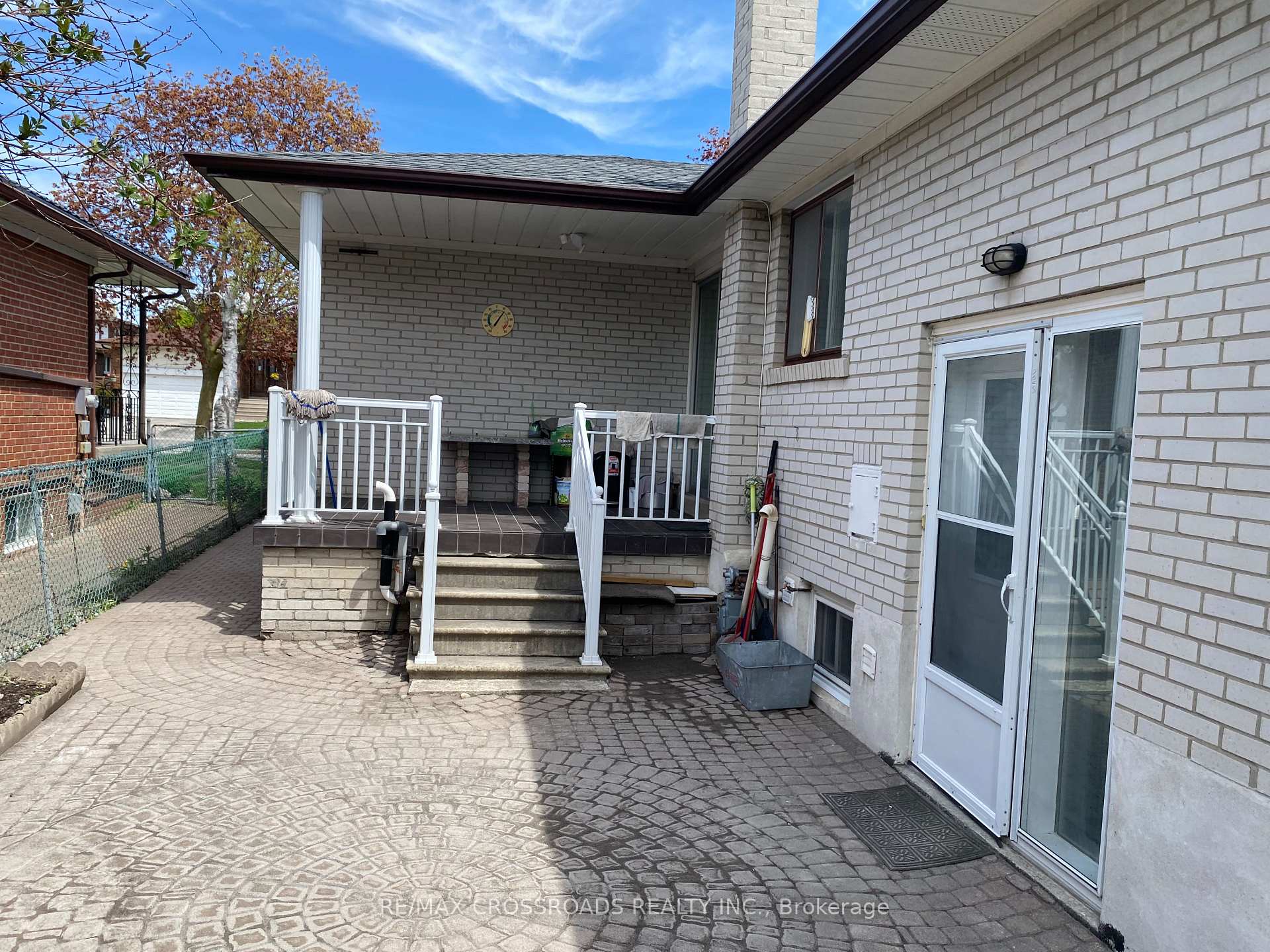 Photo 22 of 91 Bickerton Crescent, North York, Pleasant View — HOMEH