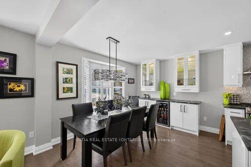 Photo 22 of 18 Hammond Crescent, London, North G — HOMEH